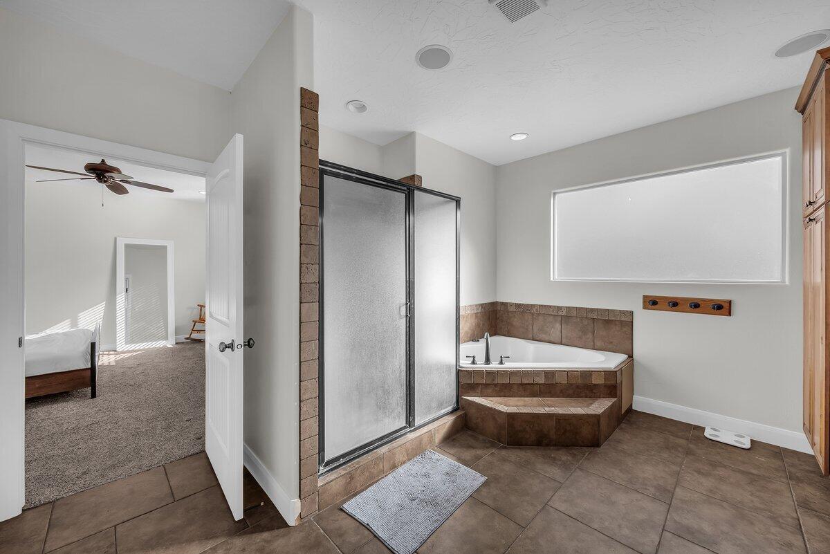 DIXIE COUNTRY LANE ESTATES - Residential