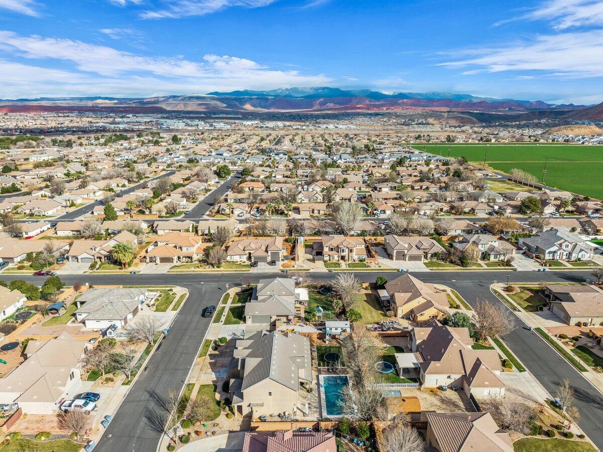 DIXIE COUNTRY LANE ESTATES - Residential