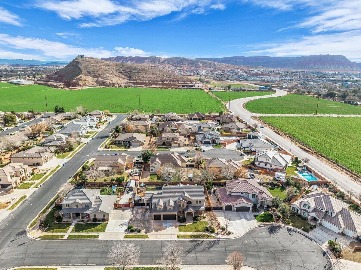 DIXIE COUNTRY LANE ESTATES - Residential