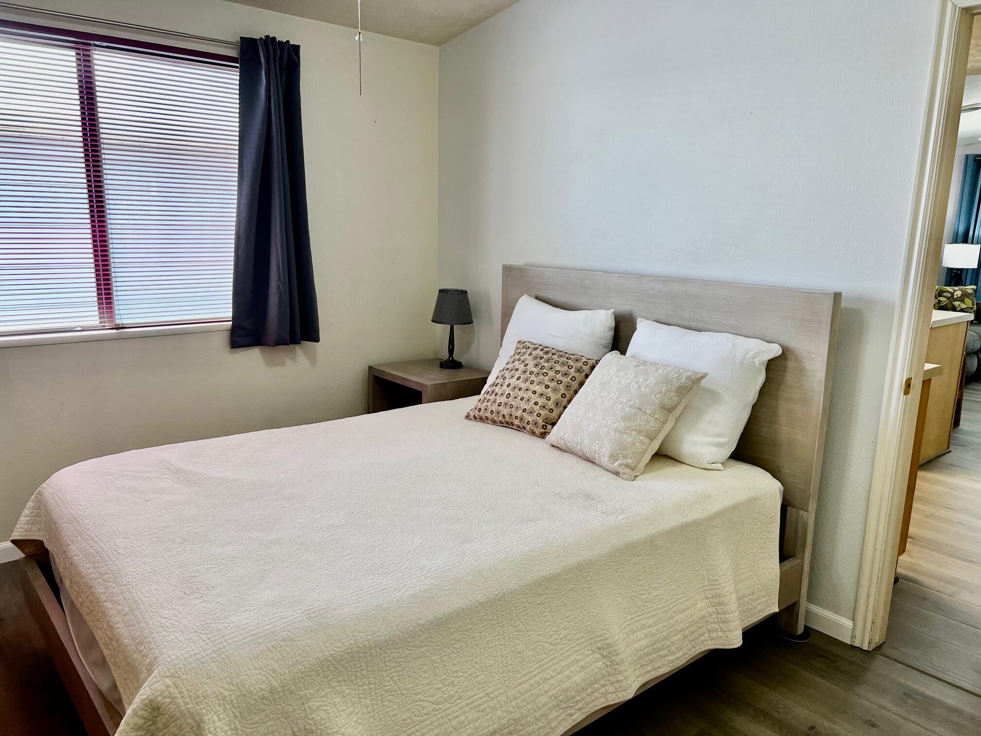 CANYON BREEZE RV RESORT - Residential