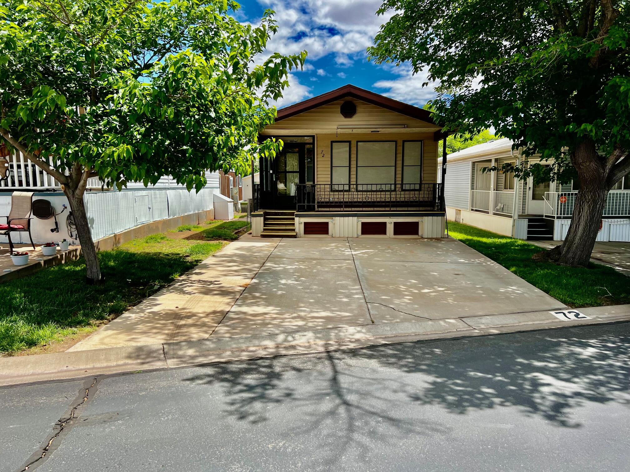 CANYON BREEZE RV RESORT - Residential