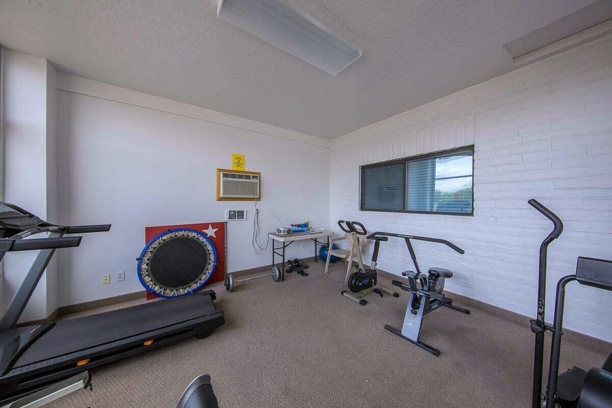 CANYON BREEZE RV RESORT - Residential