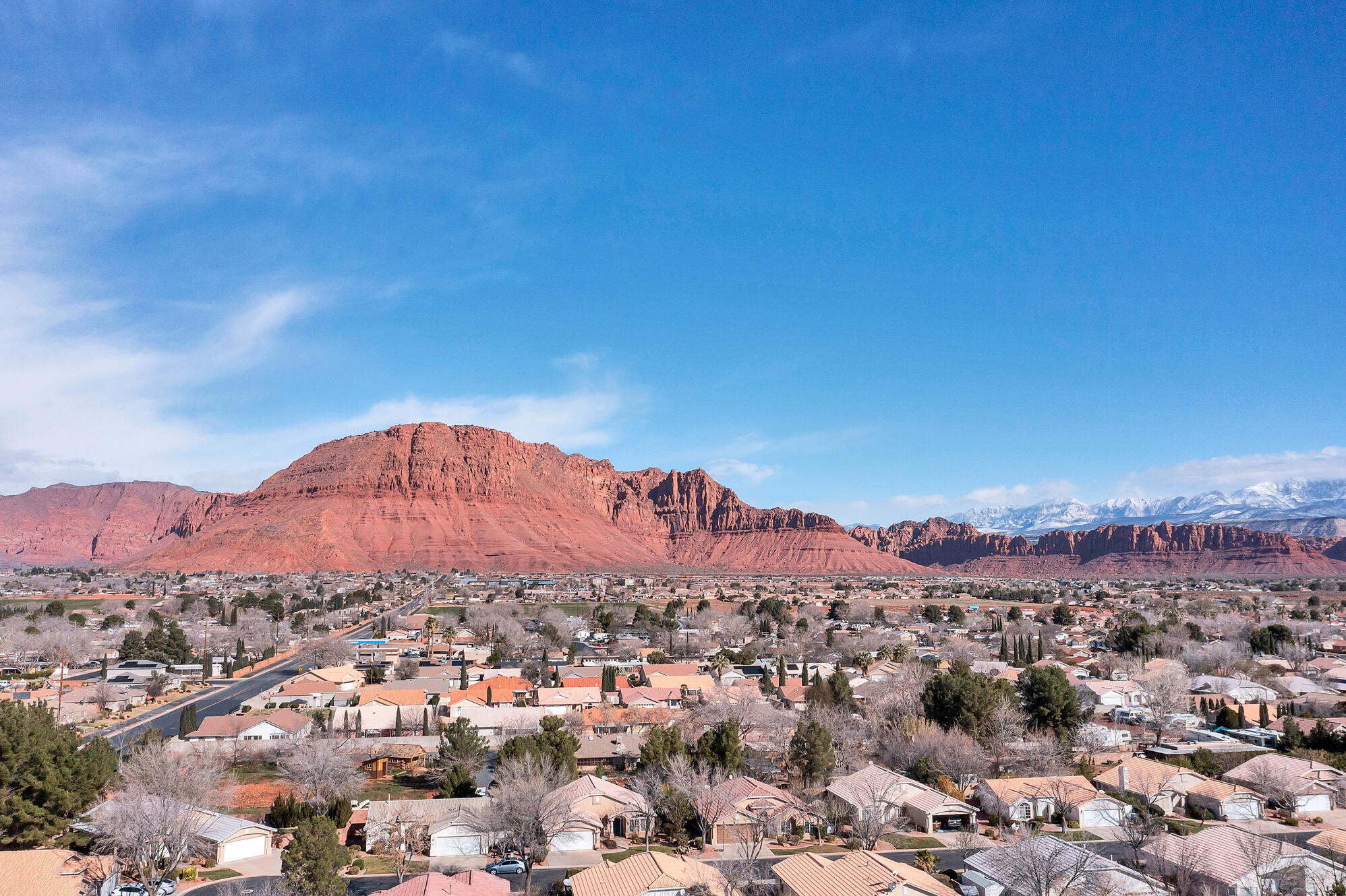 FALCON PARK - Residential