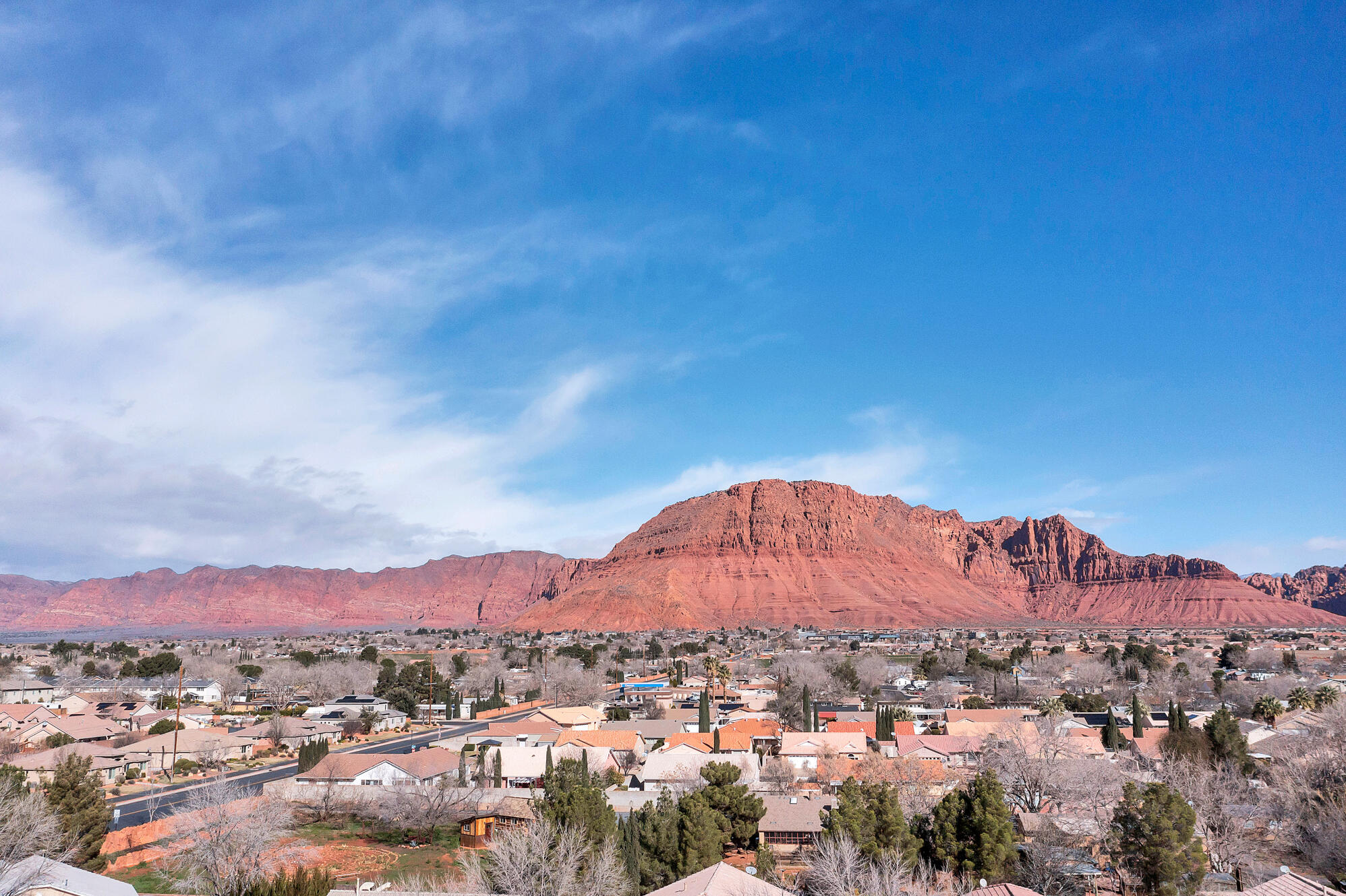 FALCON PARK - Residential