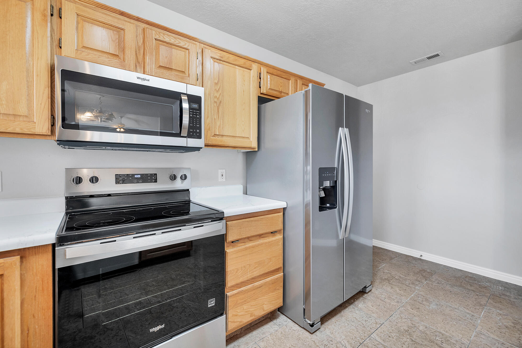 FALCON PARK - Residential