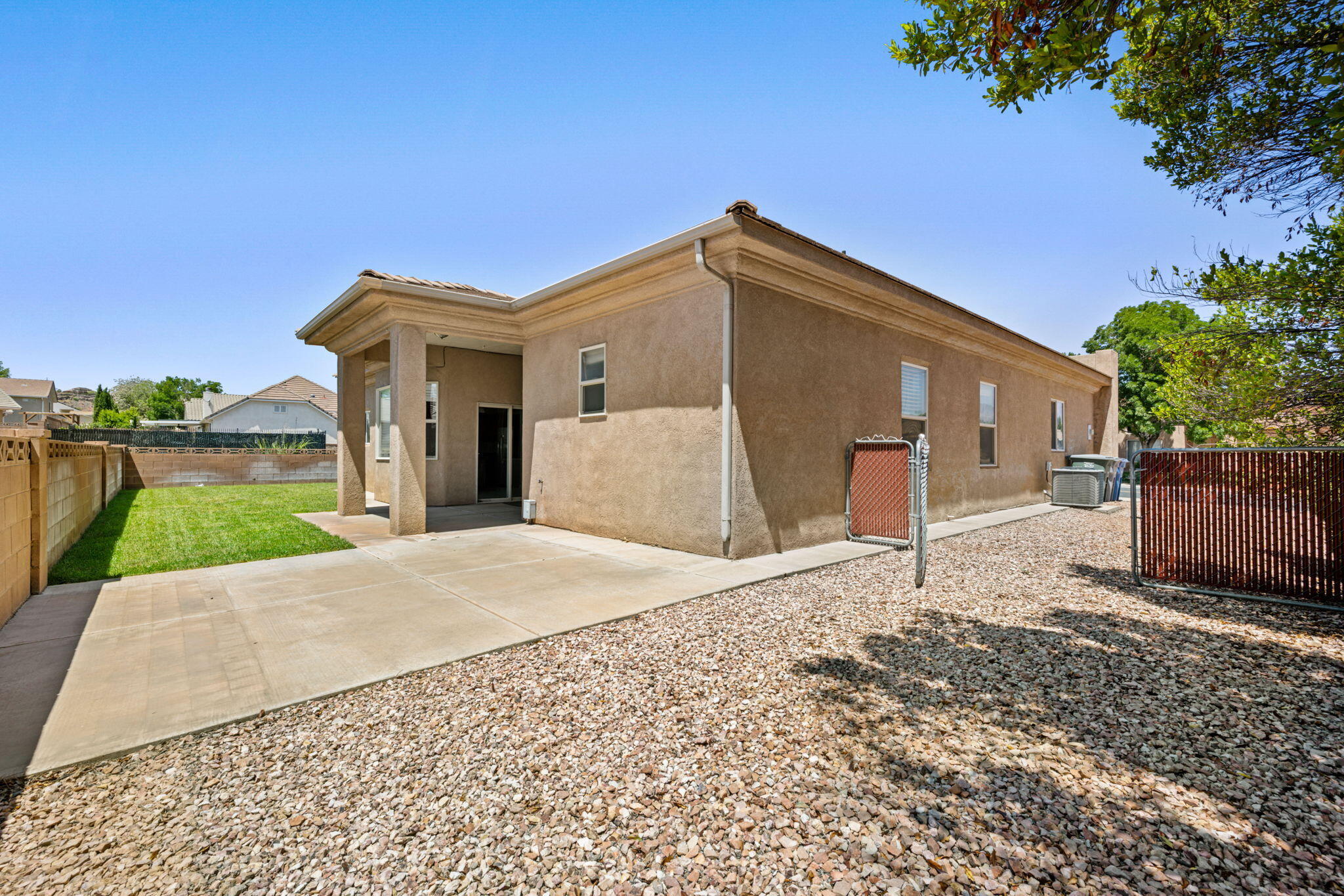 SLICKROCK RIDGE - Residential