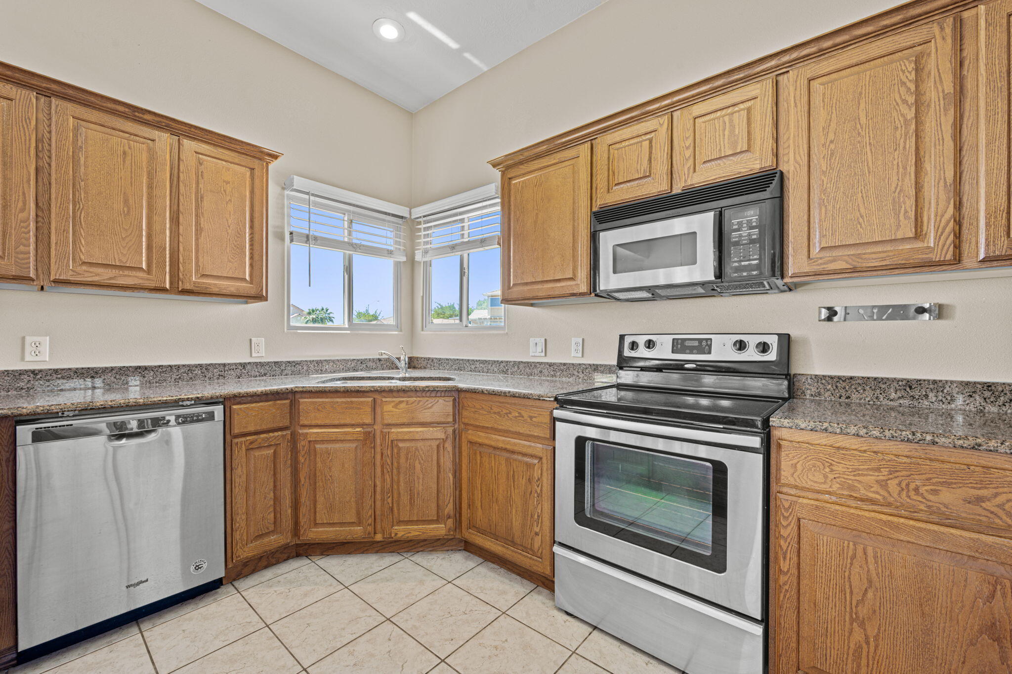 SLICKROCK RIDGE - Residential