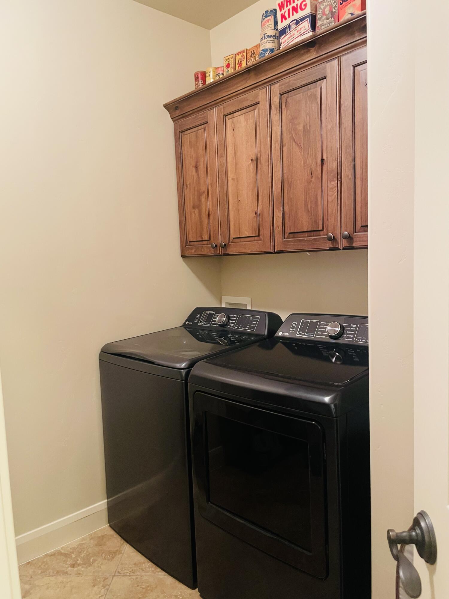 SIENNA HEIGHTS - Residential