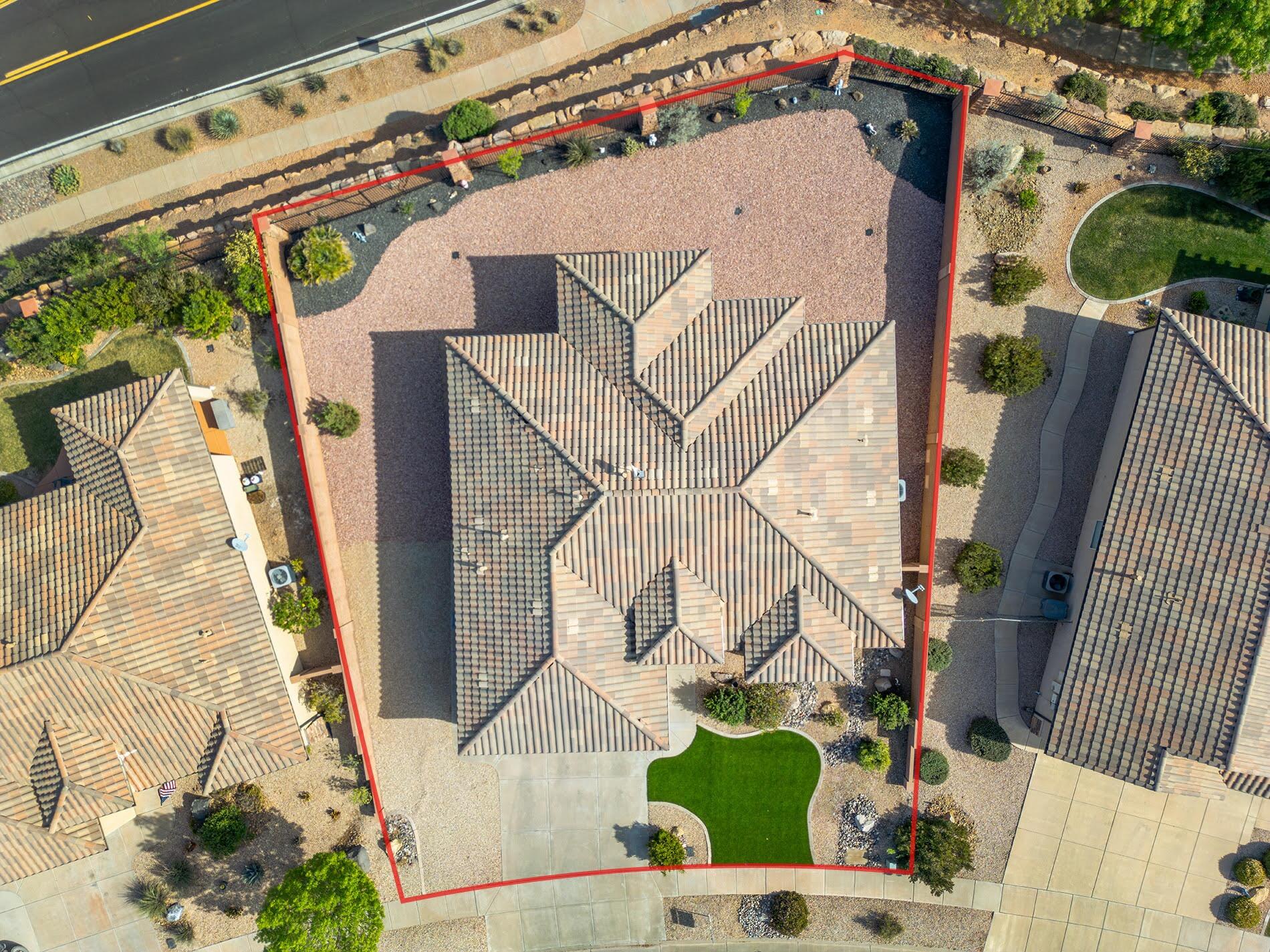 SIENNA HEIGHTS - Residential