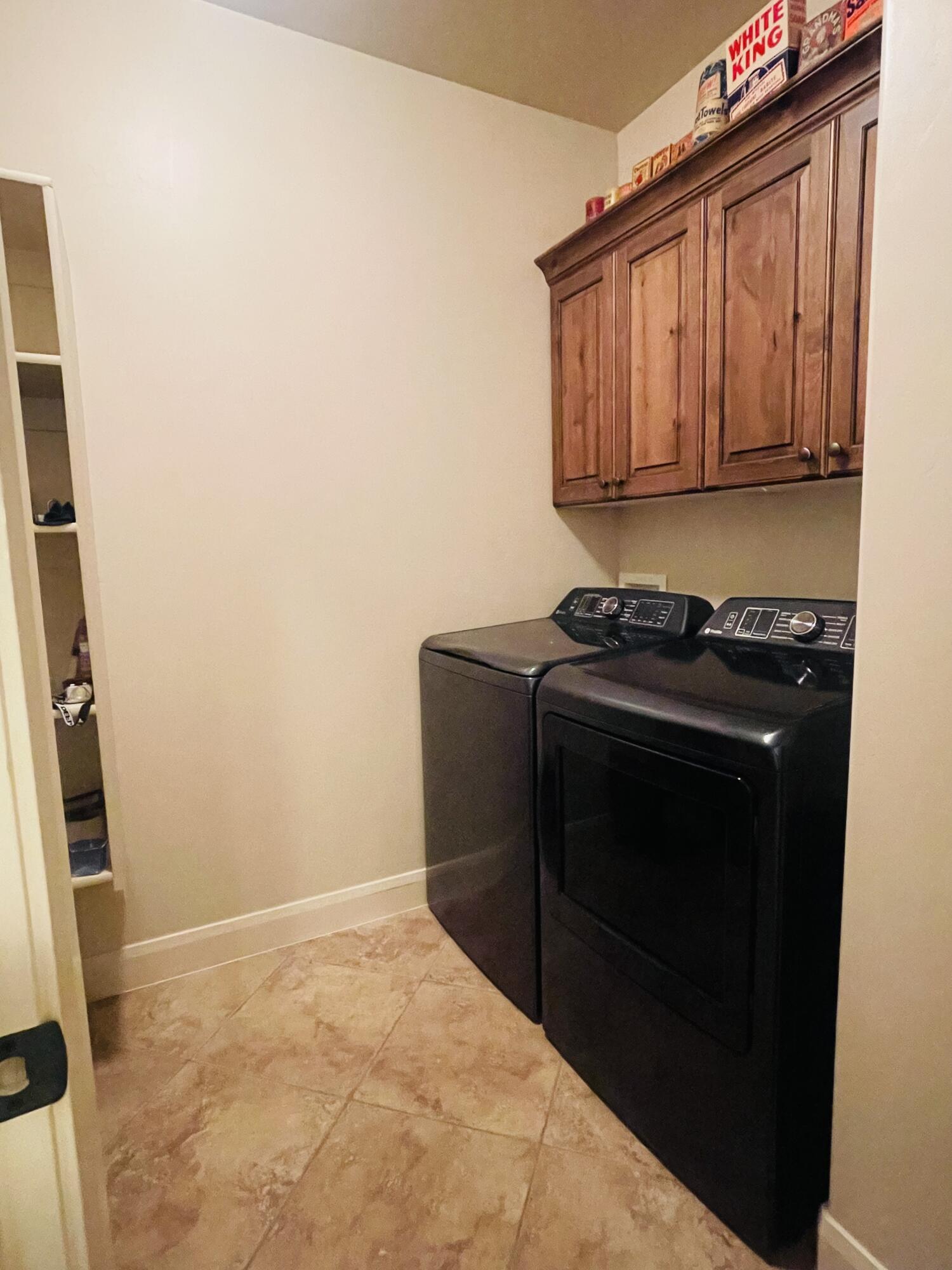 SIENNA HEIGHTS - Residential