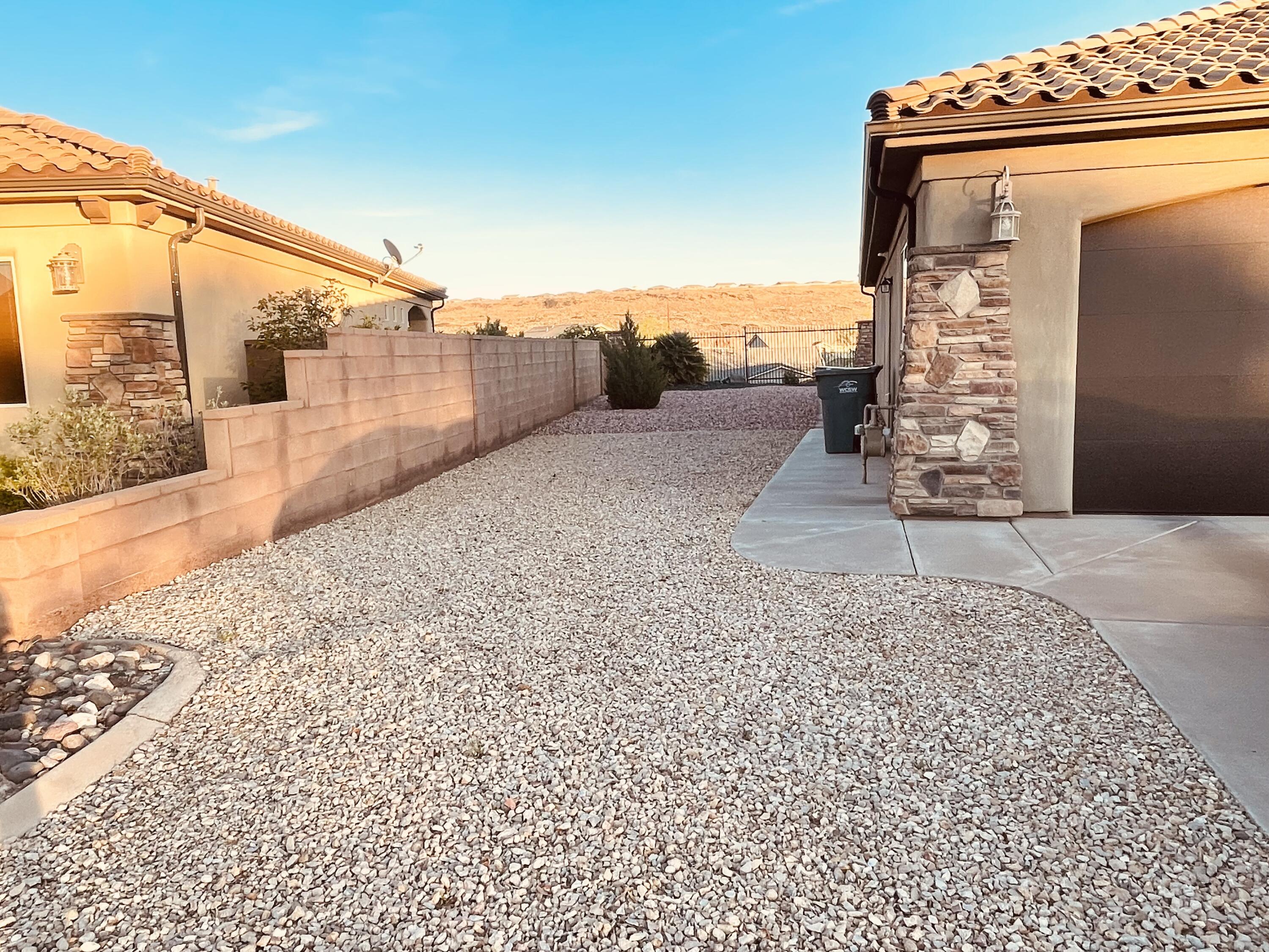 SIENNA HEIGHTS - Residential