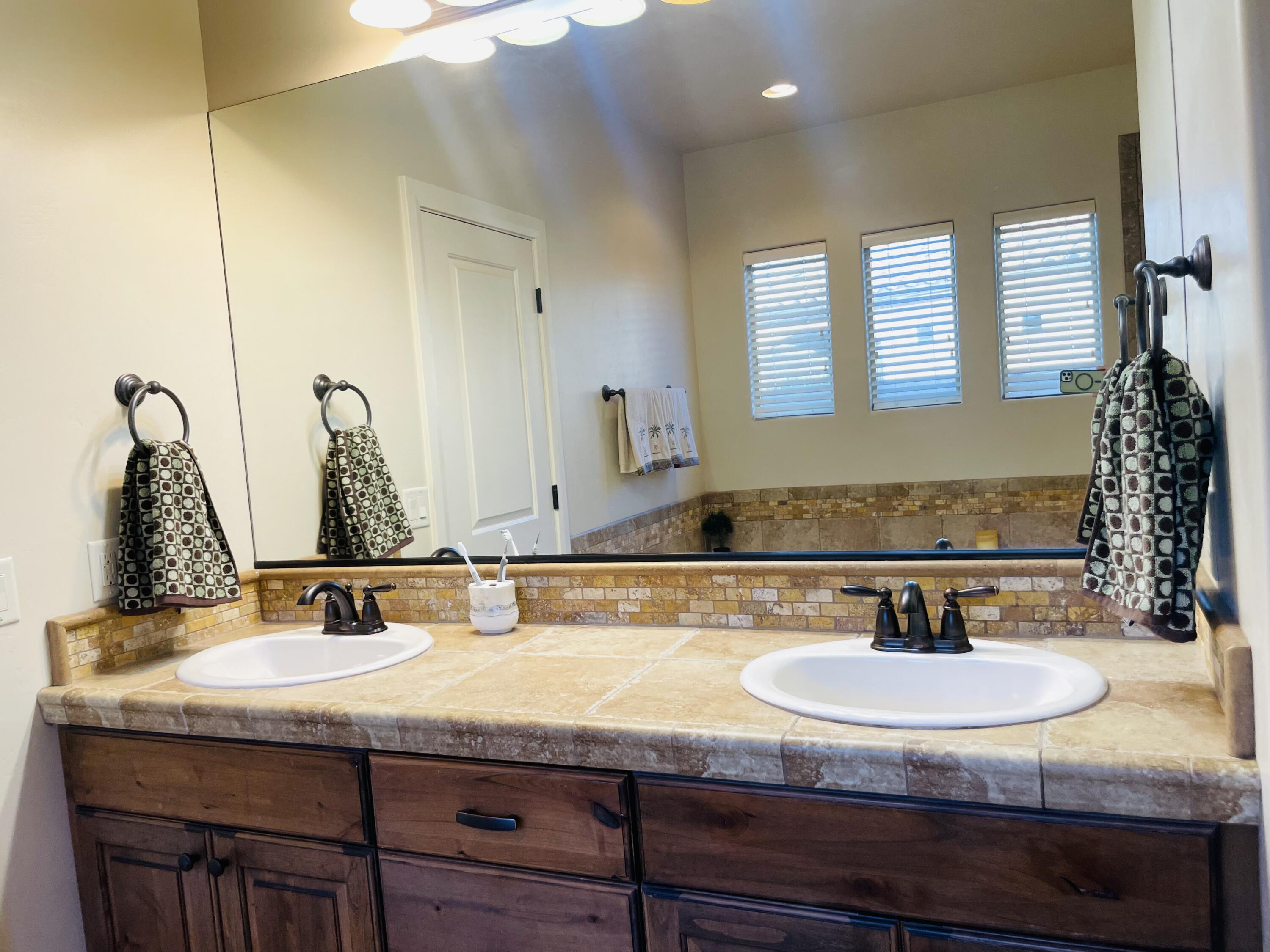 SIENNA HEIGHTS - Residential