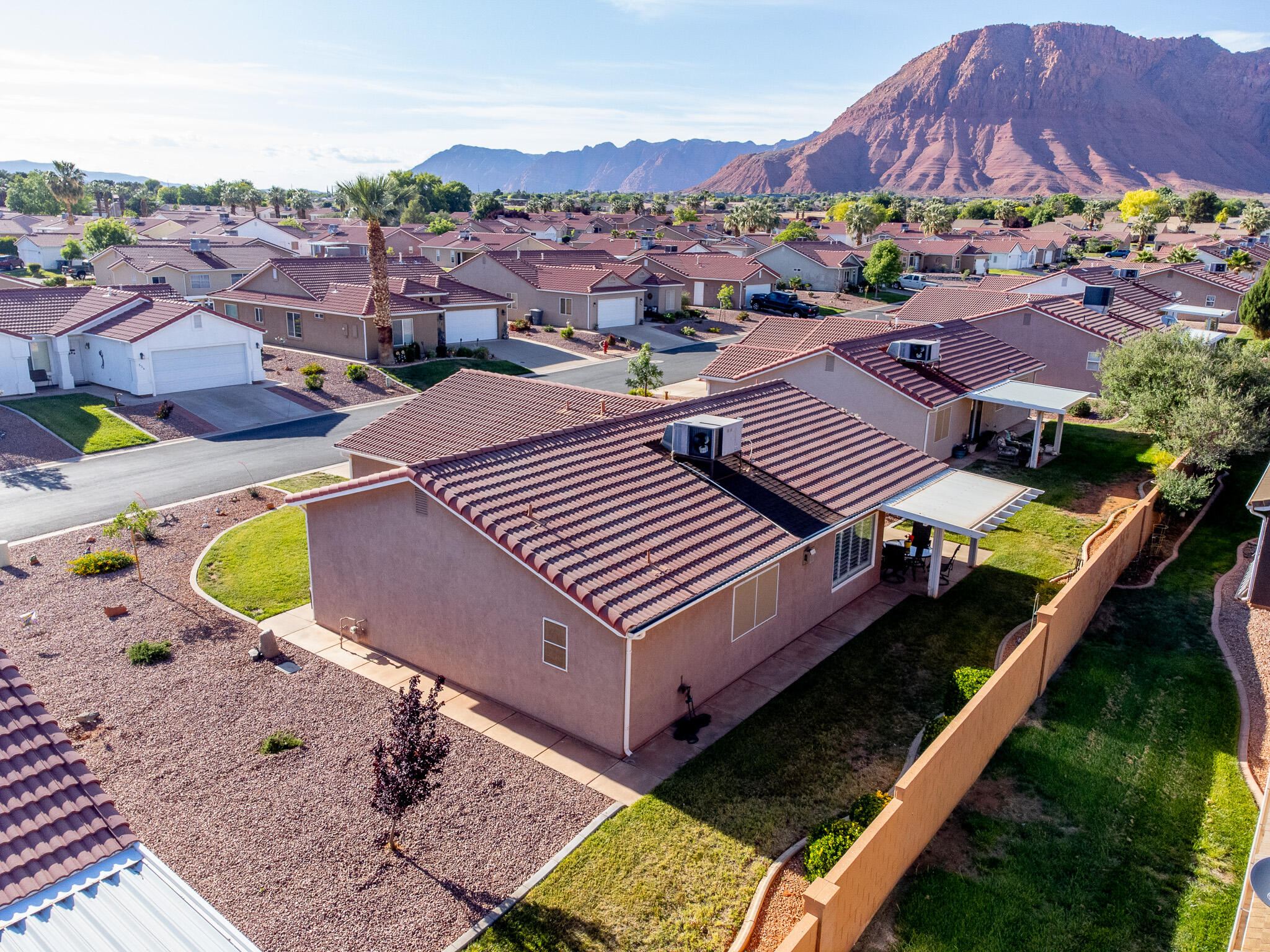 PADRE LAKES TOWNHOMES - Residential