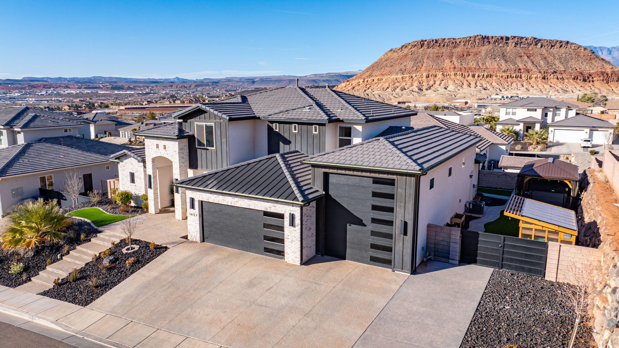 SHOOTING STAR - Residential