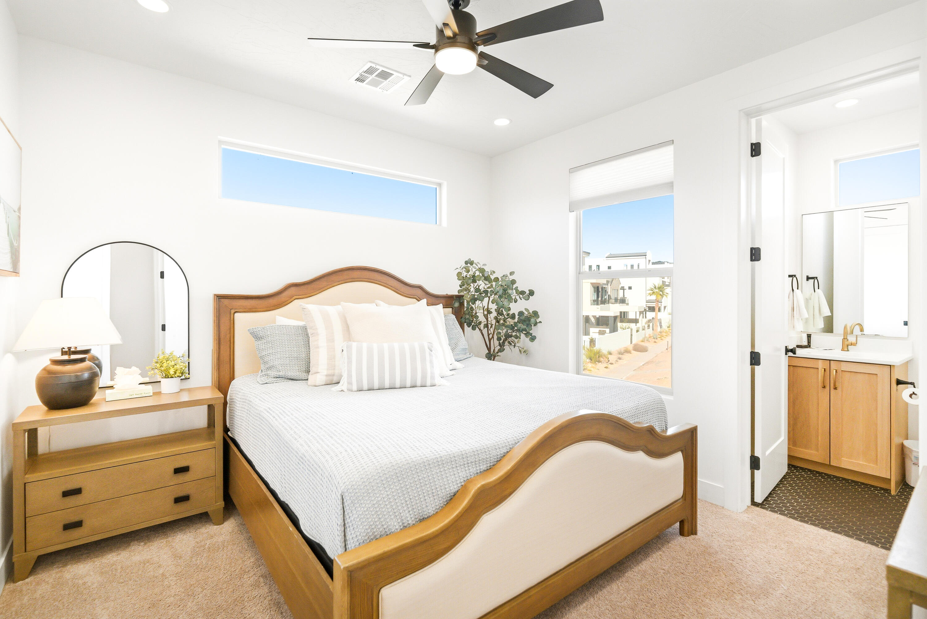 DESERT COLOR RESORT - Residential