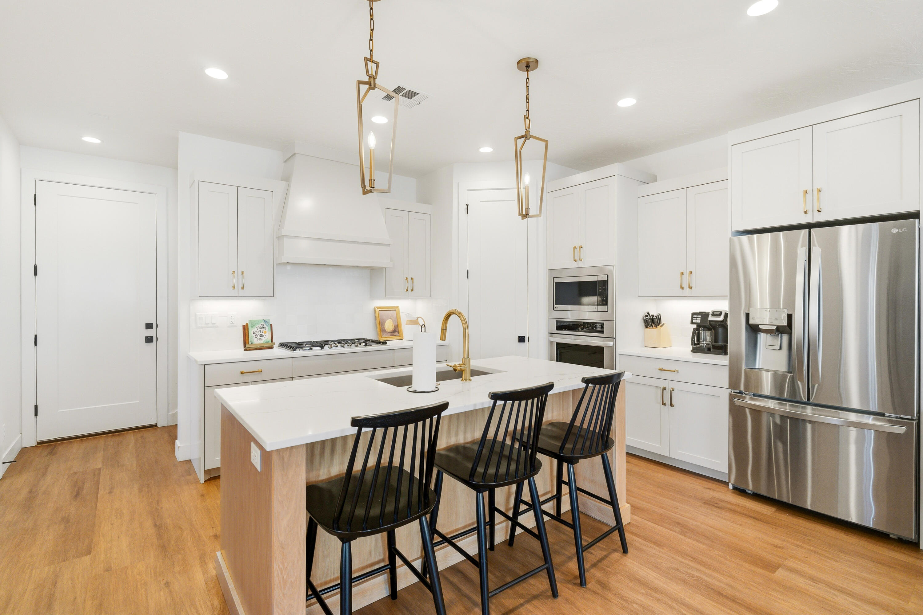 DESERT COLOR RESORT - Residential