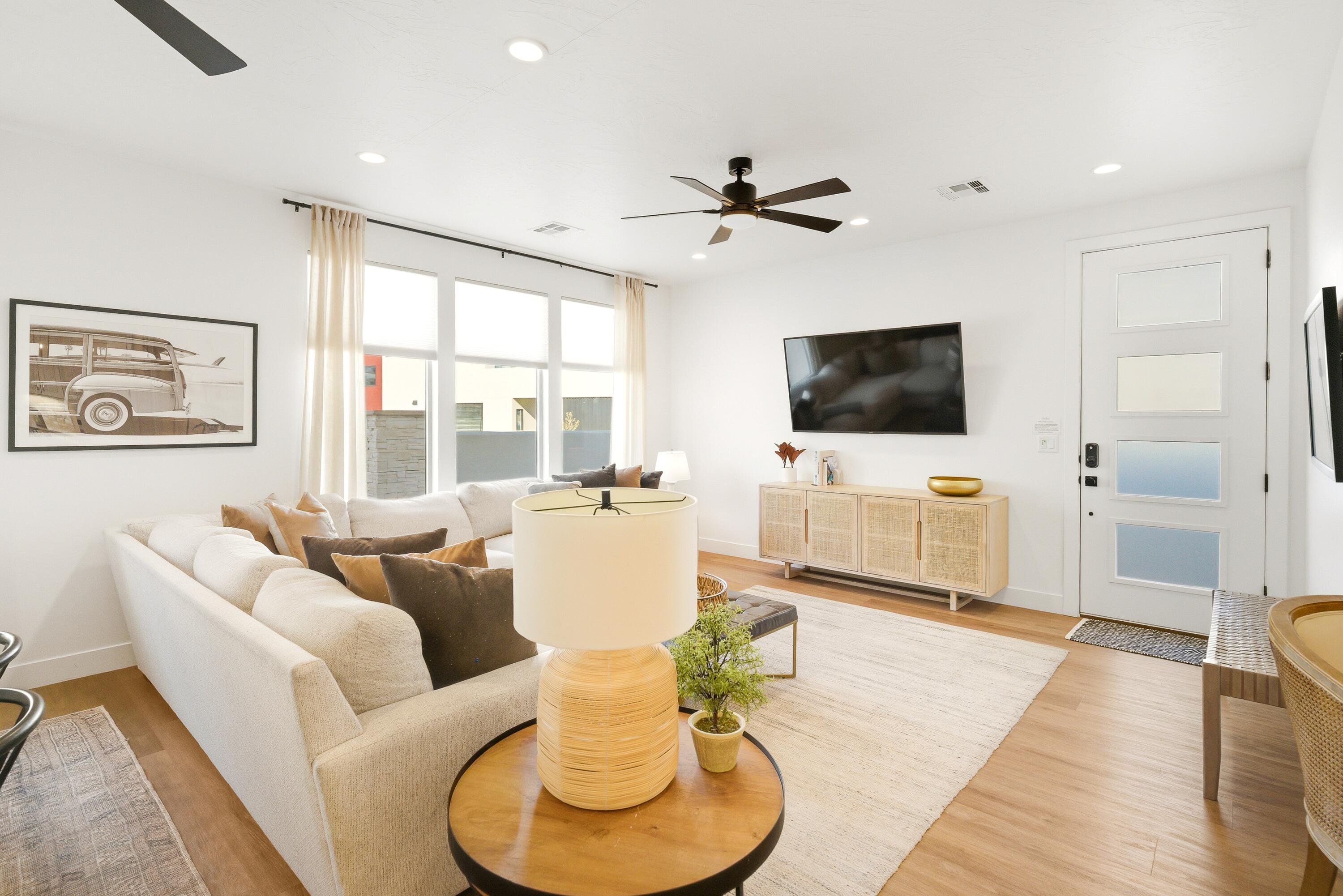 DESERT COLOR RESORT - Residential