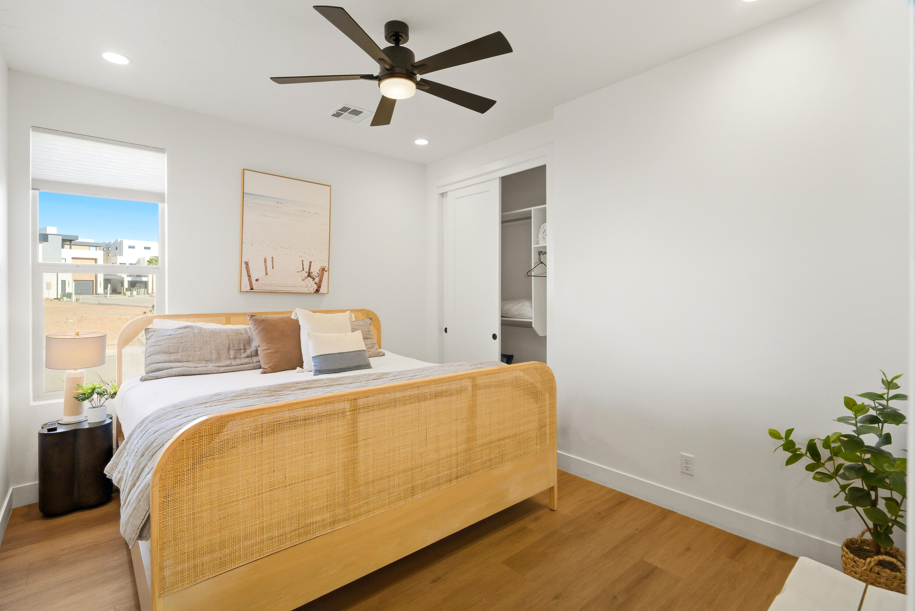 DESERT COLOR RESORT - Residential