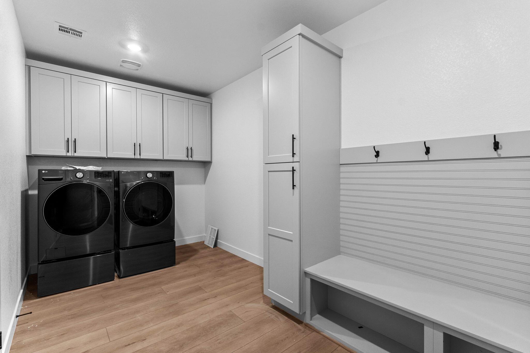 CECITA CREST AT DIVARIO - Residential