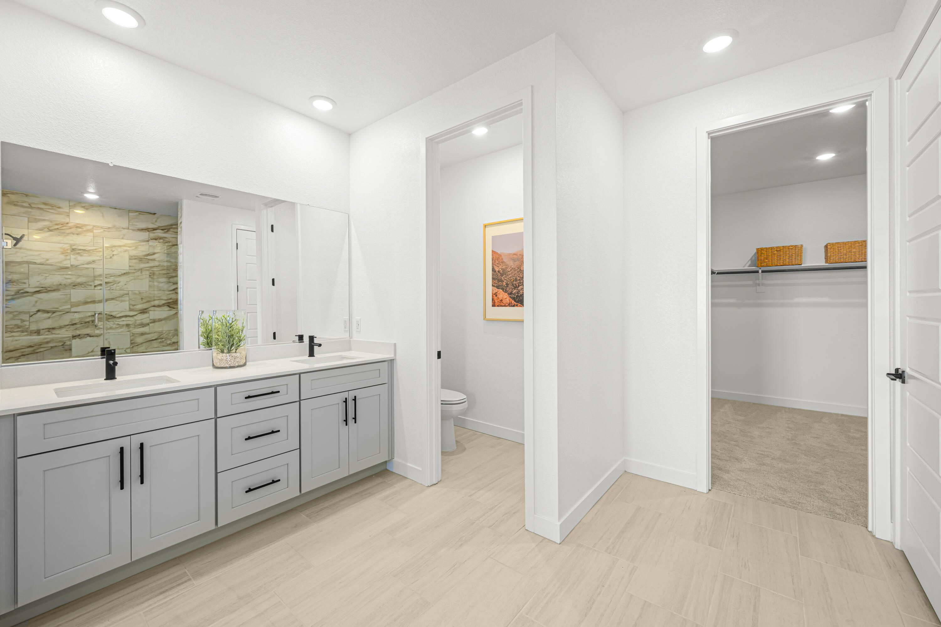 CECITA CREST AT DIVARIO - Residential