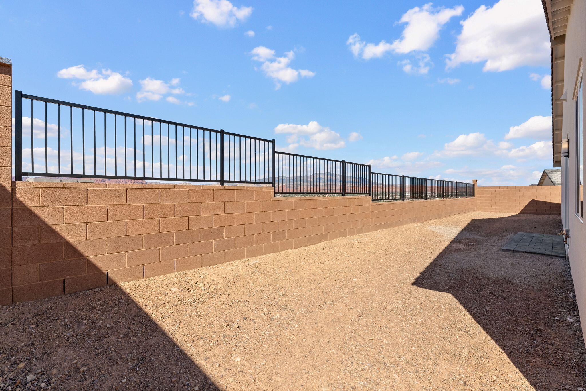 CECITA CREST AT DIVARIO - Residential