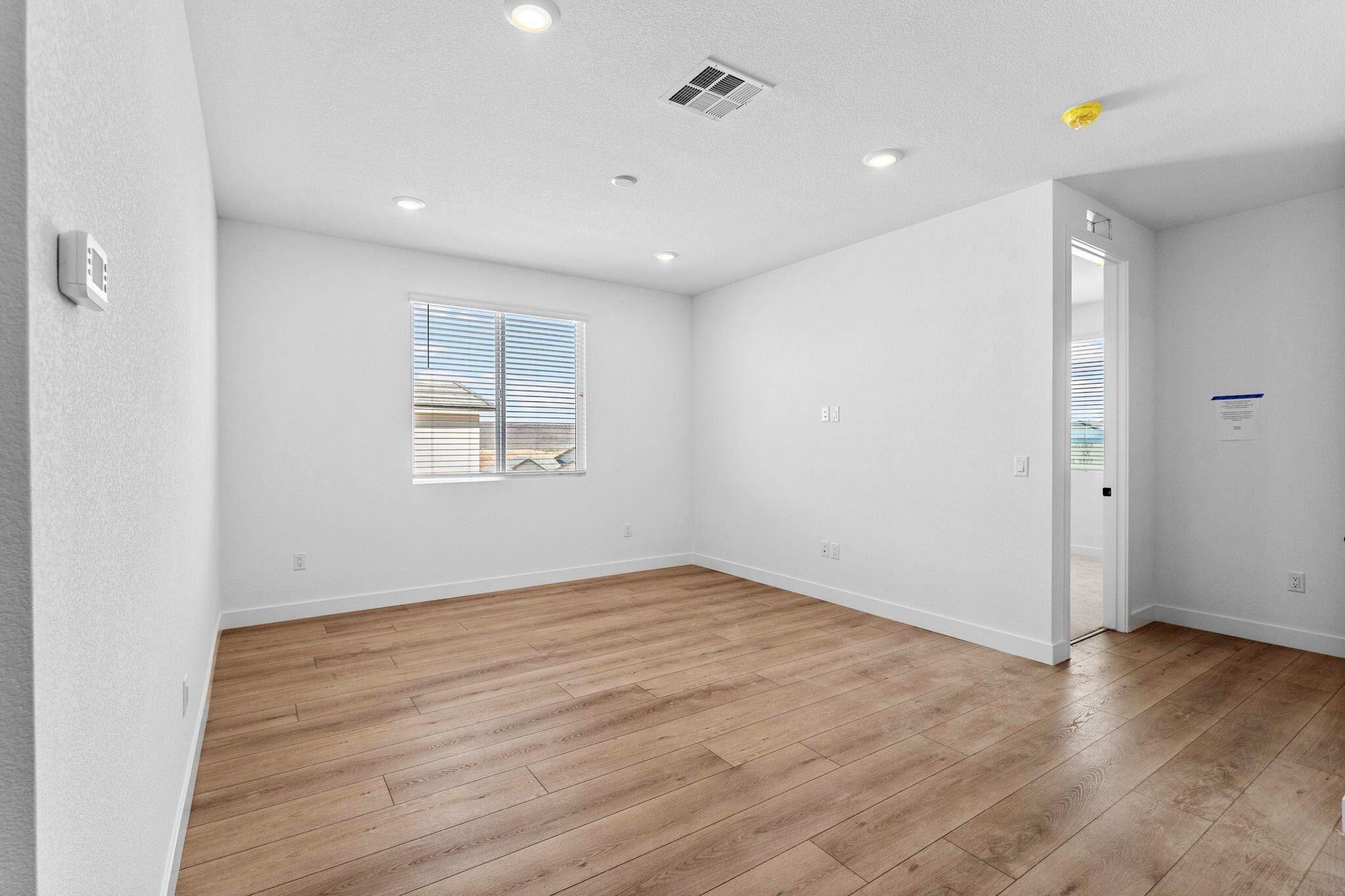 CECITA CREST AT DIVARIO - Residential