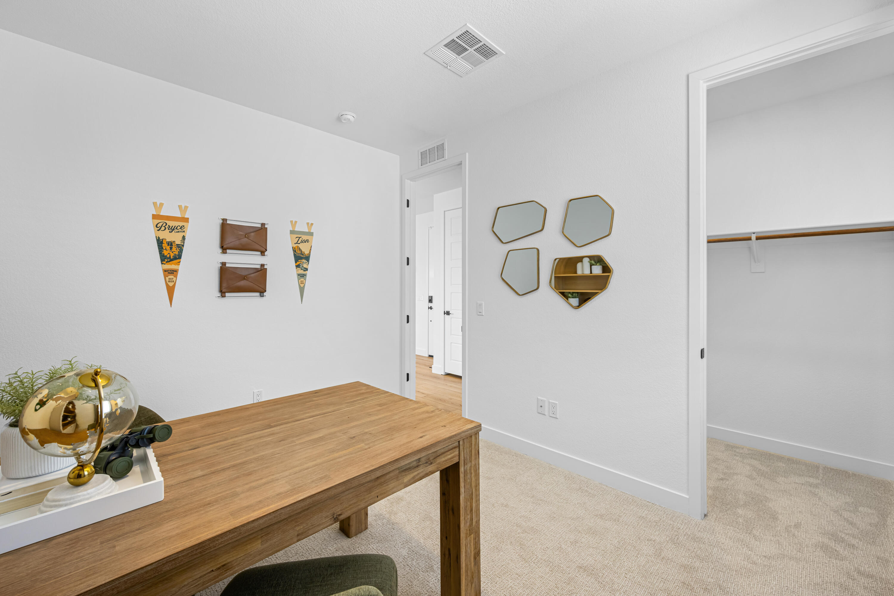 CECITA CREST AT DIVARIO - Residential