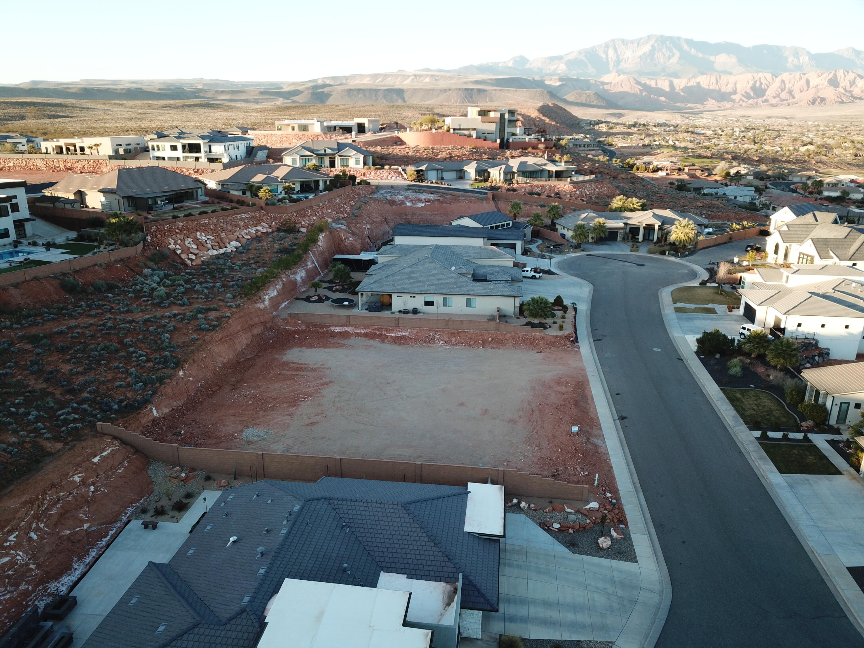 EAGLE SUMMIT ESTATES - Land