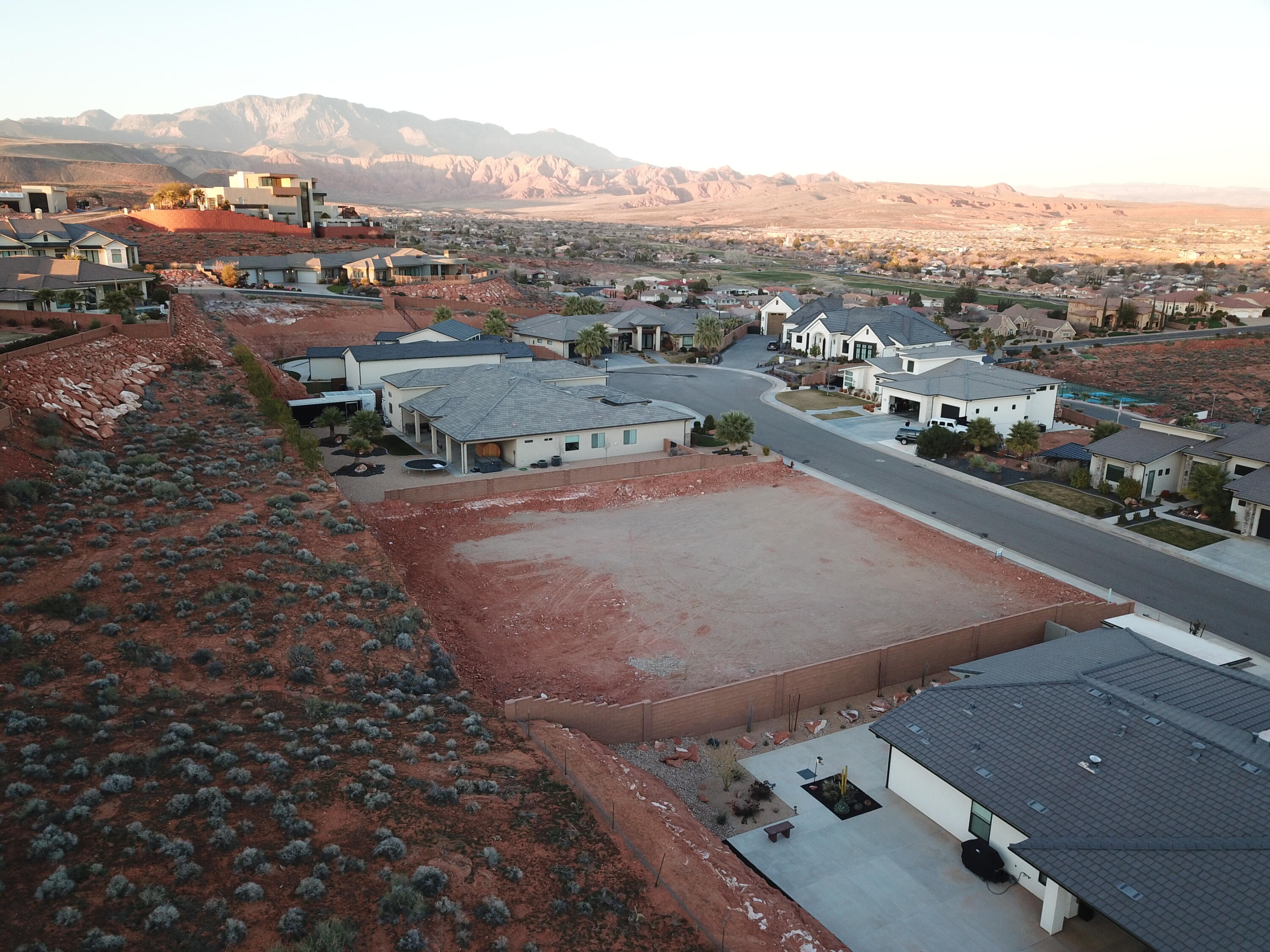 EAGLE SUMMIT ESTATES - Land