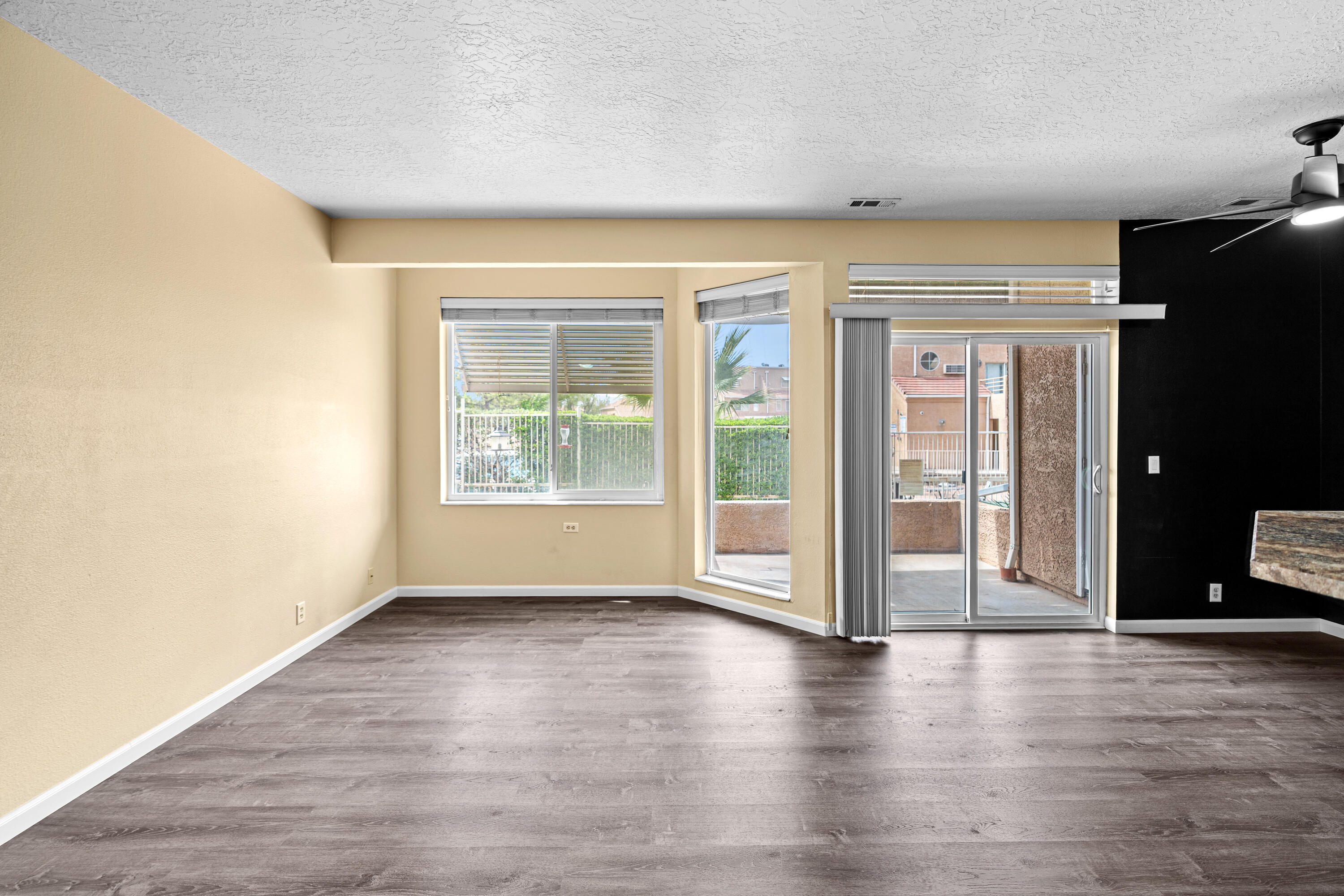 TAMARACK - ST GEORGE GOLF CLUB CONDOS - Residential