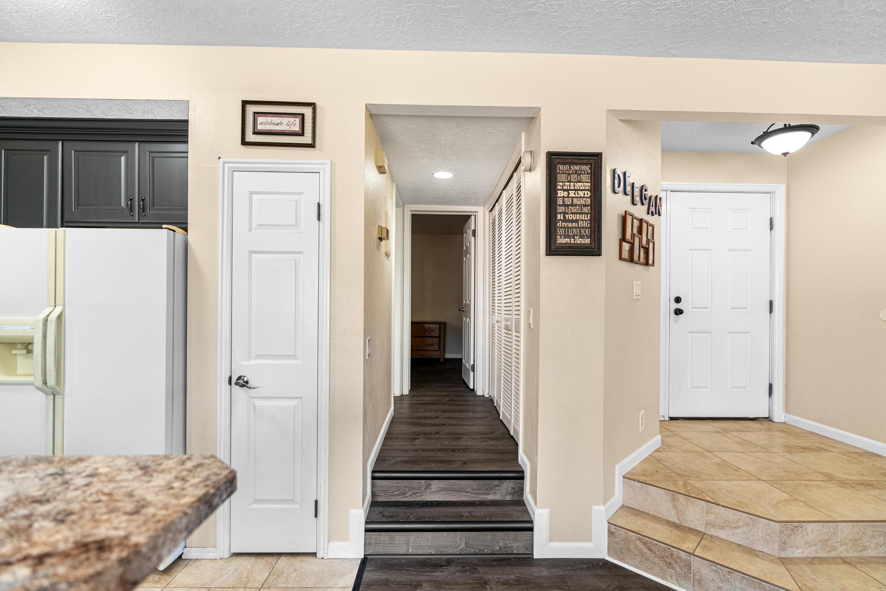 TAMARACK - ST GEORGE GOLF CLUB CONDOS - Residential