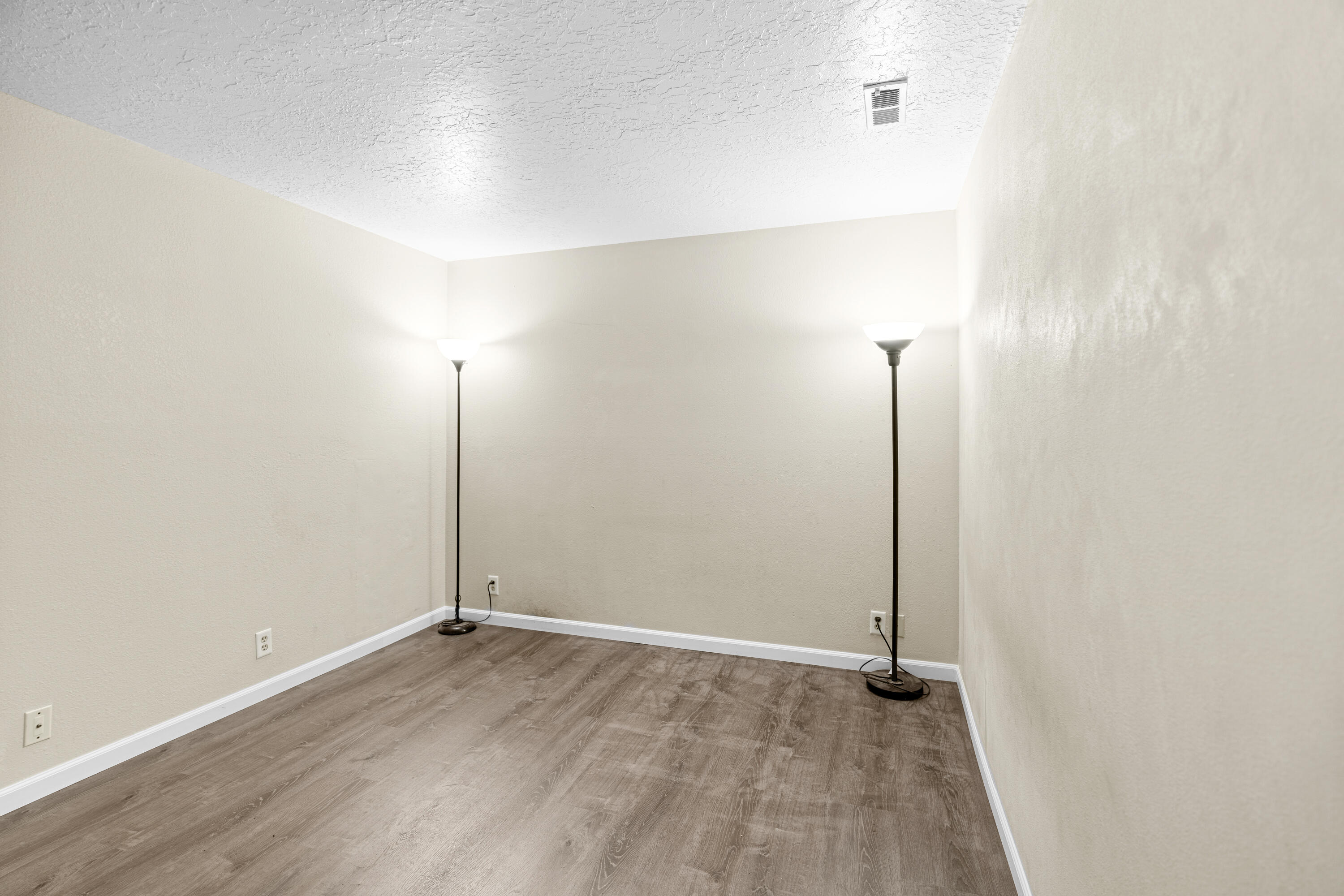 TAMARACK - ST GEORGE GOLF CLUB CONDOS - Residential