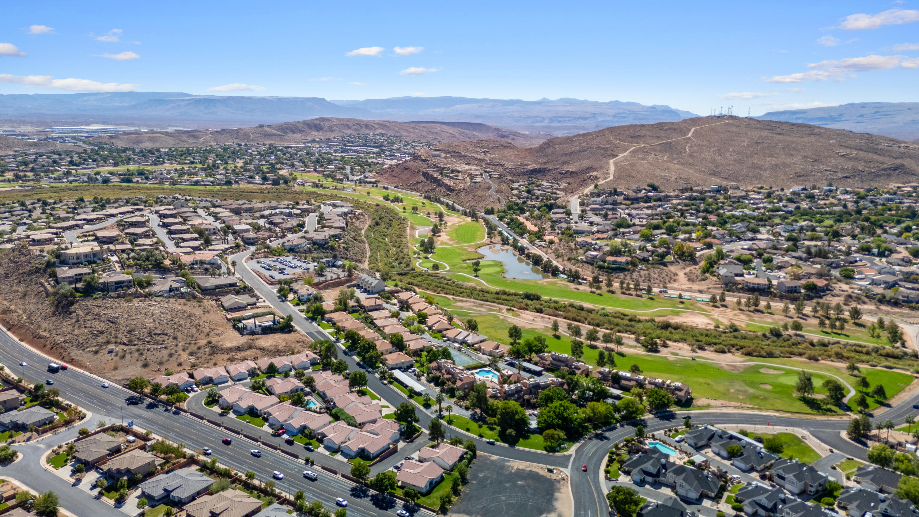 TAMARACK - ST GEORGE GOLF CLUB CONDOS - Residential