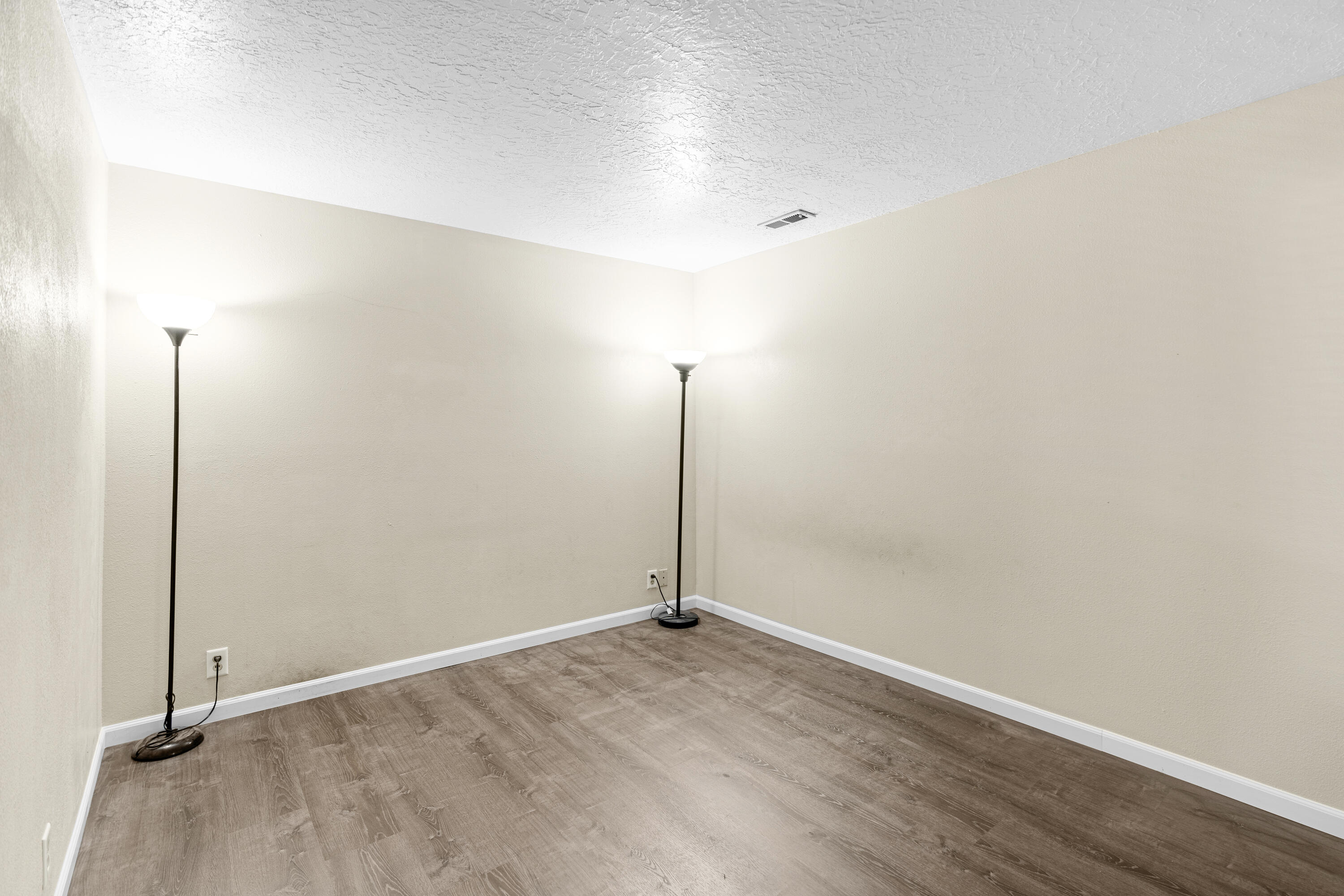 TAMARACK - ST GEORGE GOLF CLUB CONDOS - Residential