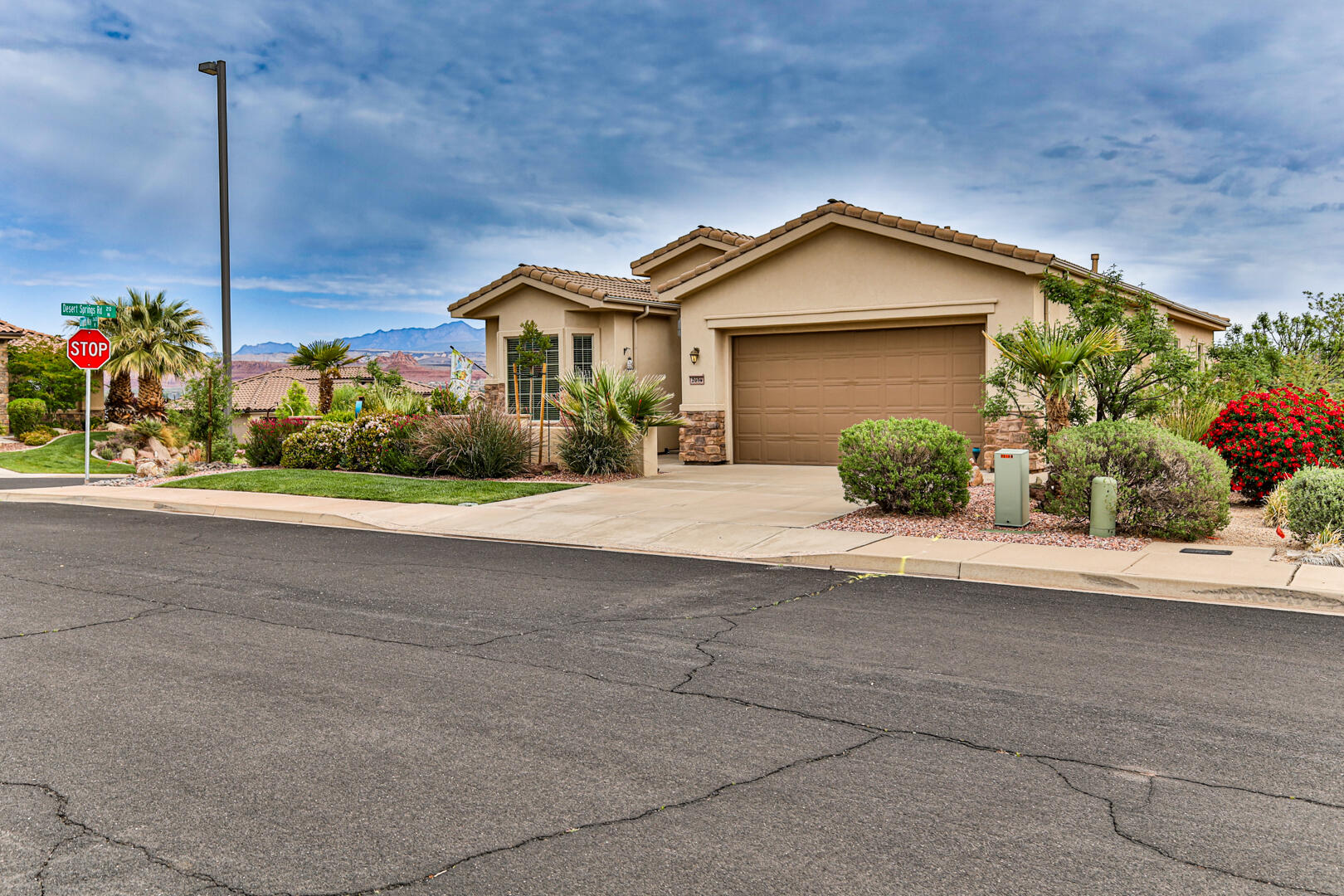 SANTA MARIA AT SUNBROOK - Residential