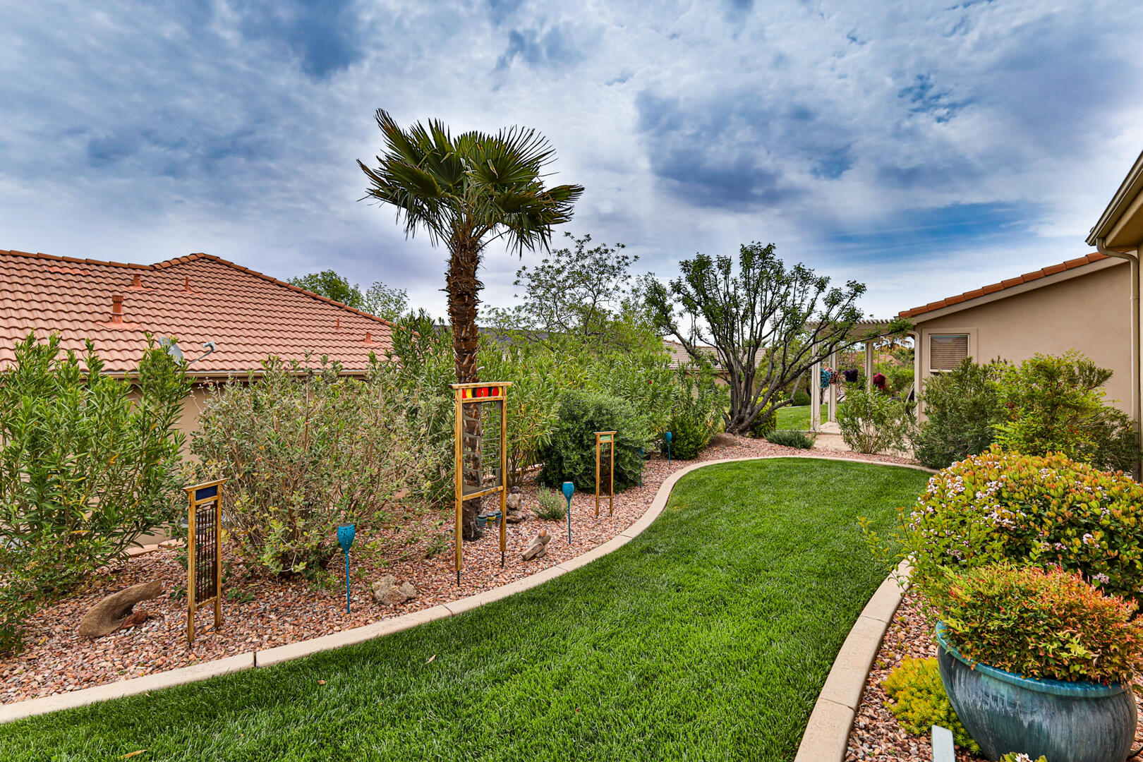 SANTA MARIA AT SUNBROOK - Residential