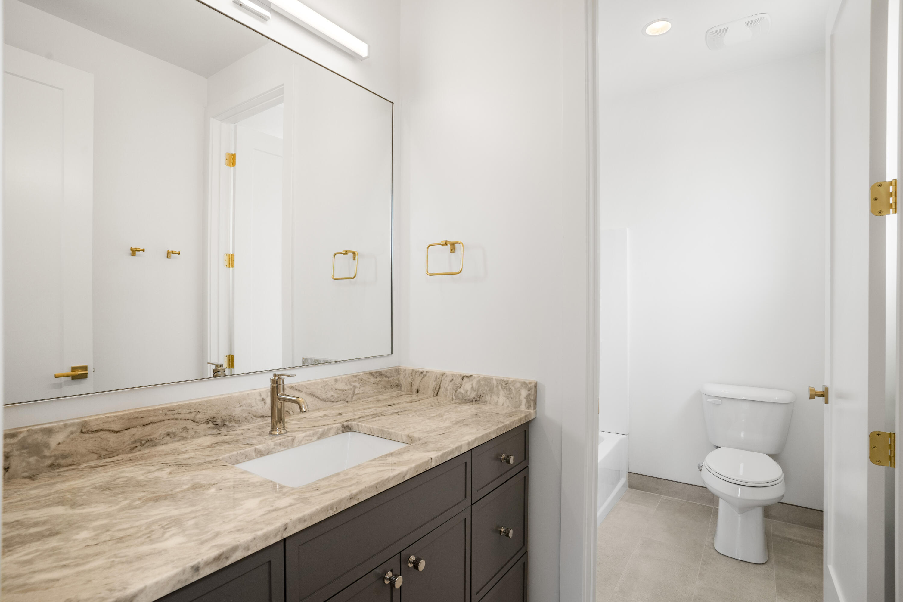 MANGATA TOWNHOMES - Residential