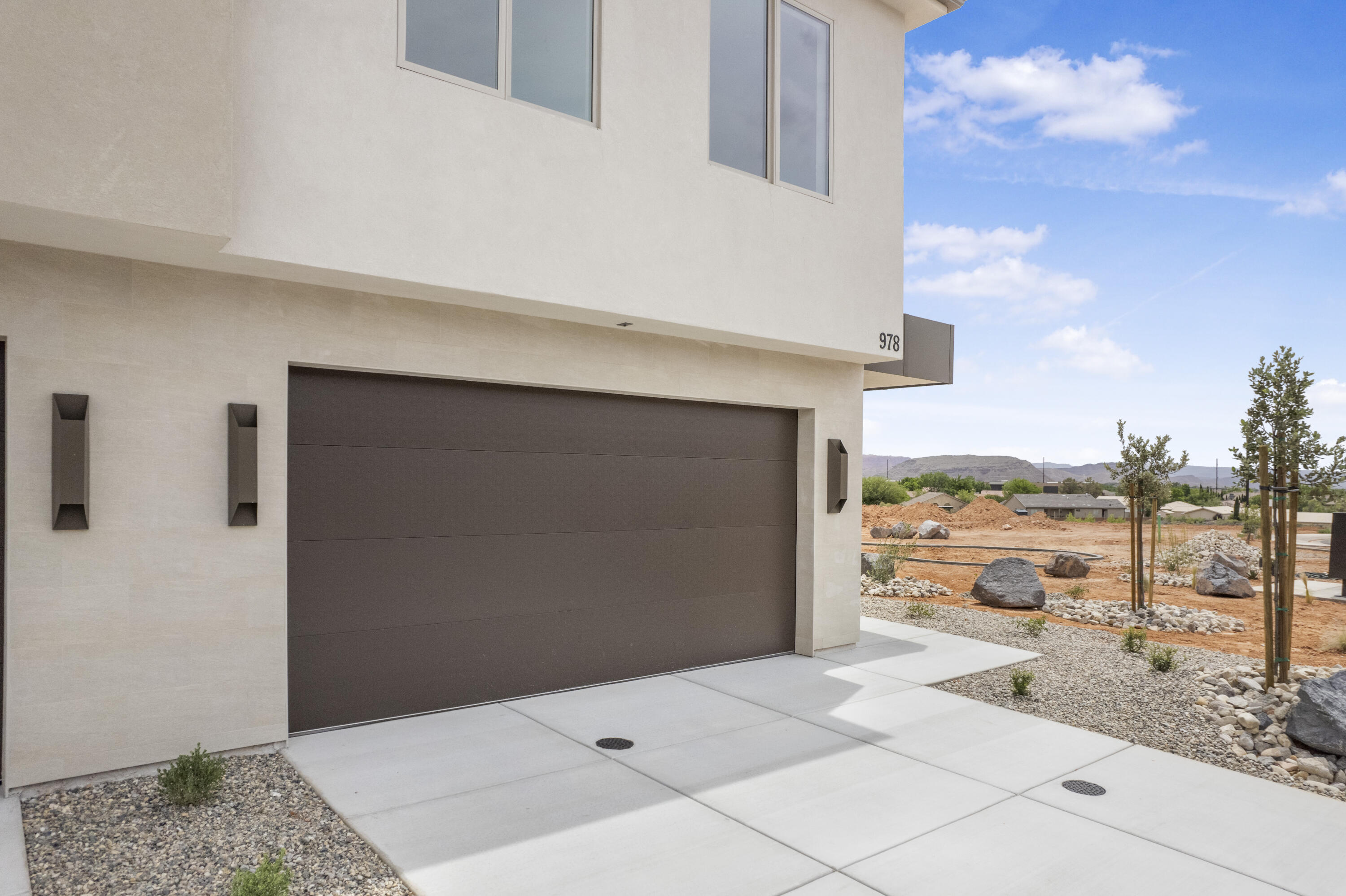 MANGATA TOWNHOMES - Residential