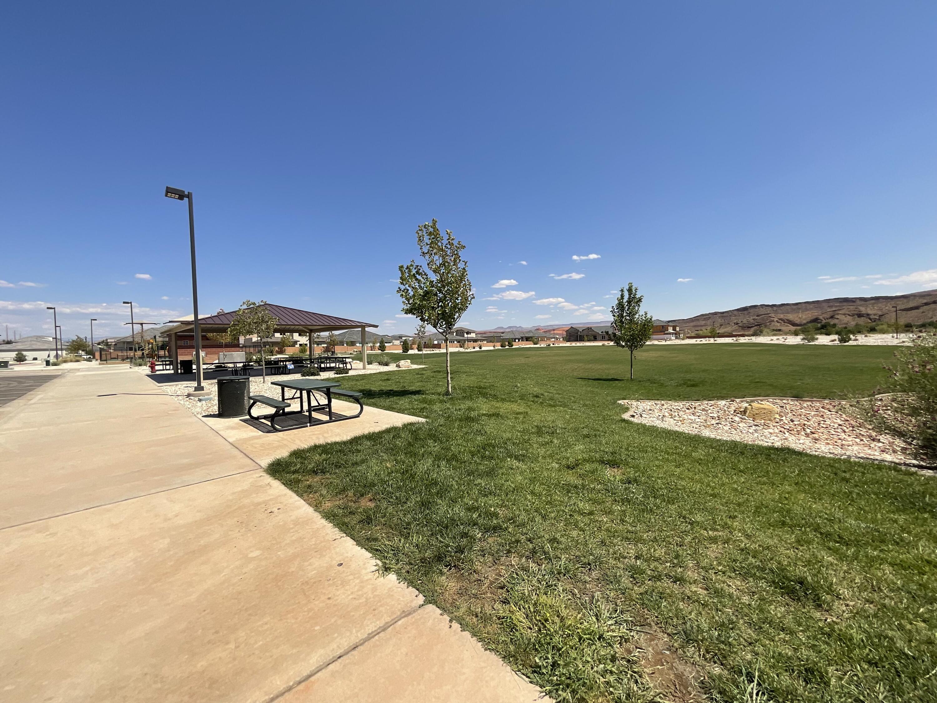 RED TRAILS SUNRISE VALLEY - Residential