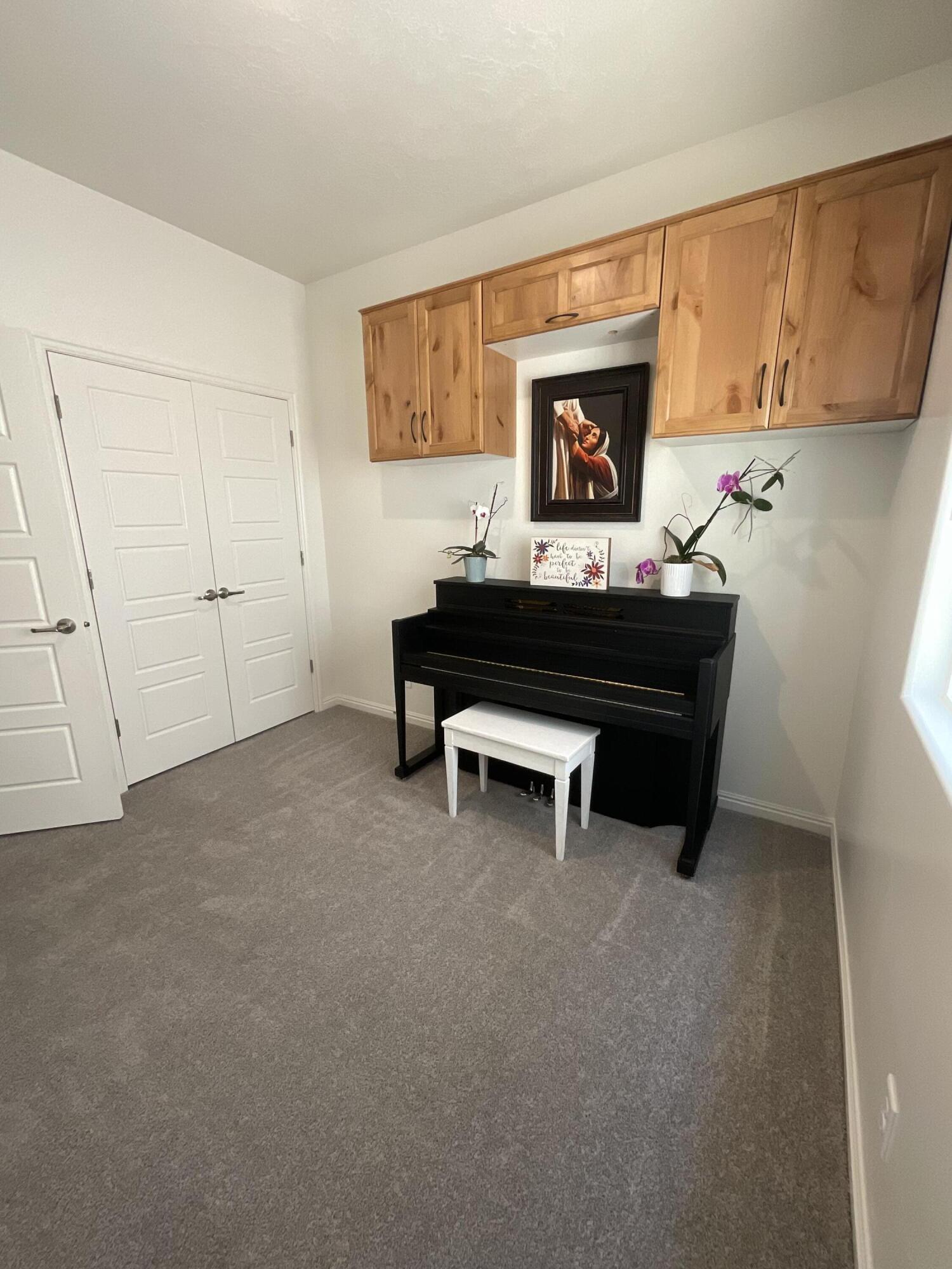 RED TRAILS SUNRISE VALLEY - Residential