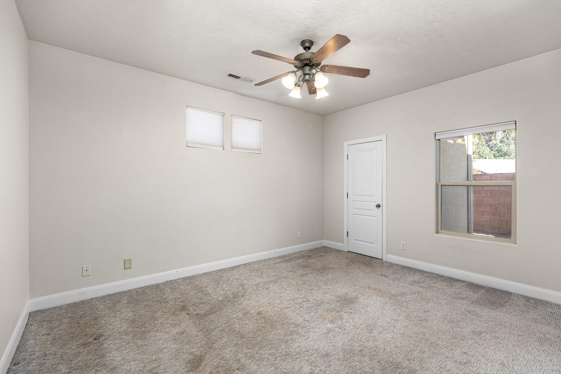 RED ROCK CANYON - Residential