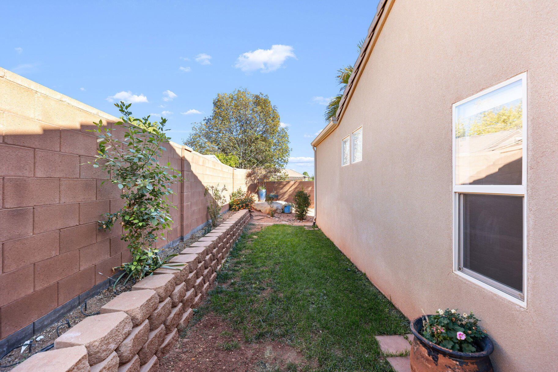 RED ROCK CANYON - Residential