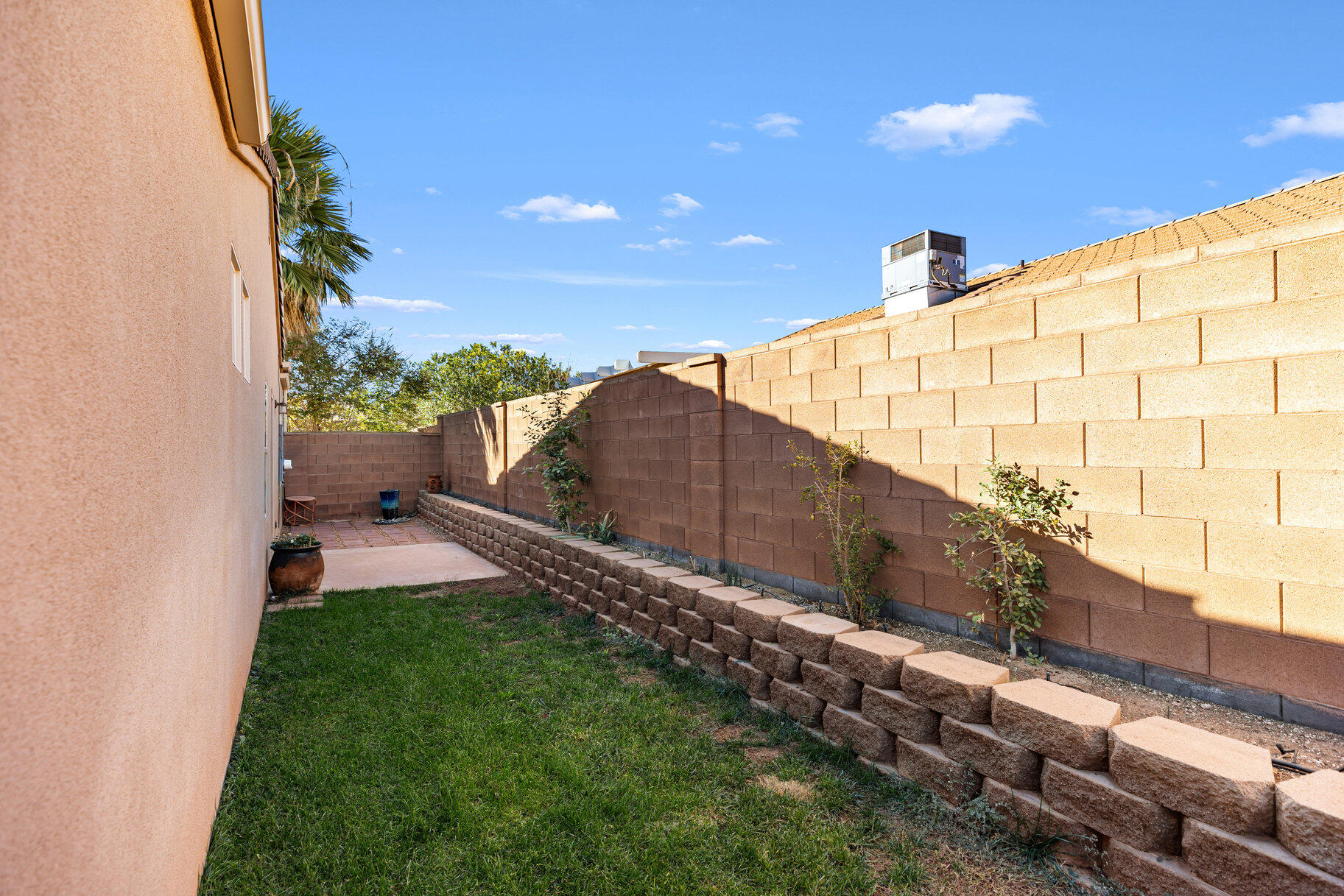 RED ROCK CANYON - Residential