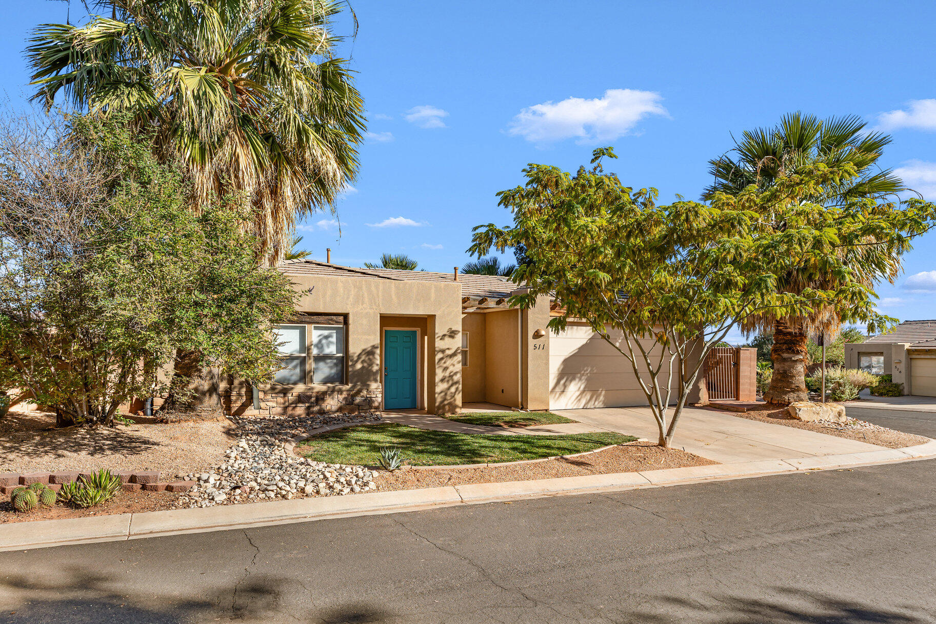 RED ROCK CANYON - Residential