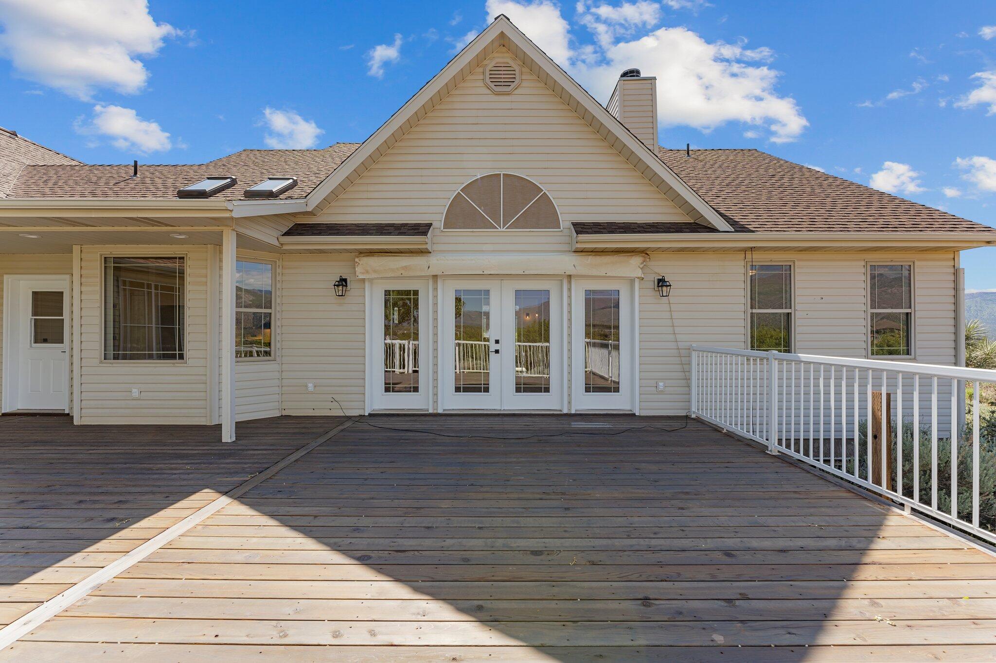 BLACKRIDGE RANCHES - Residential