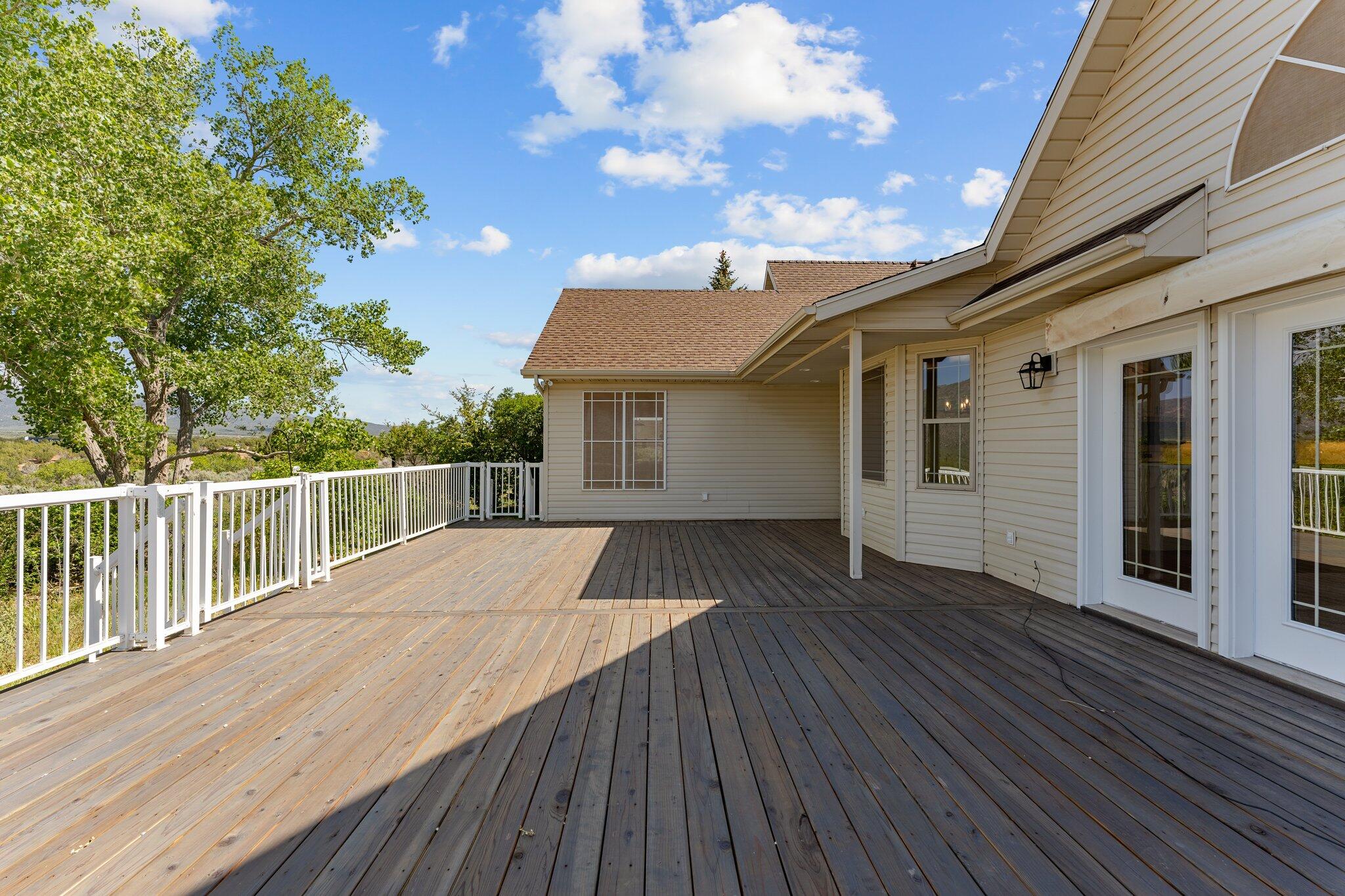 BLACKRIDGE RANCHES - Residential