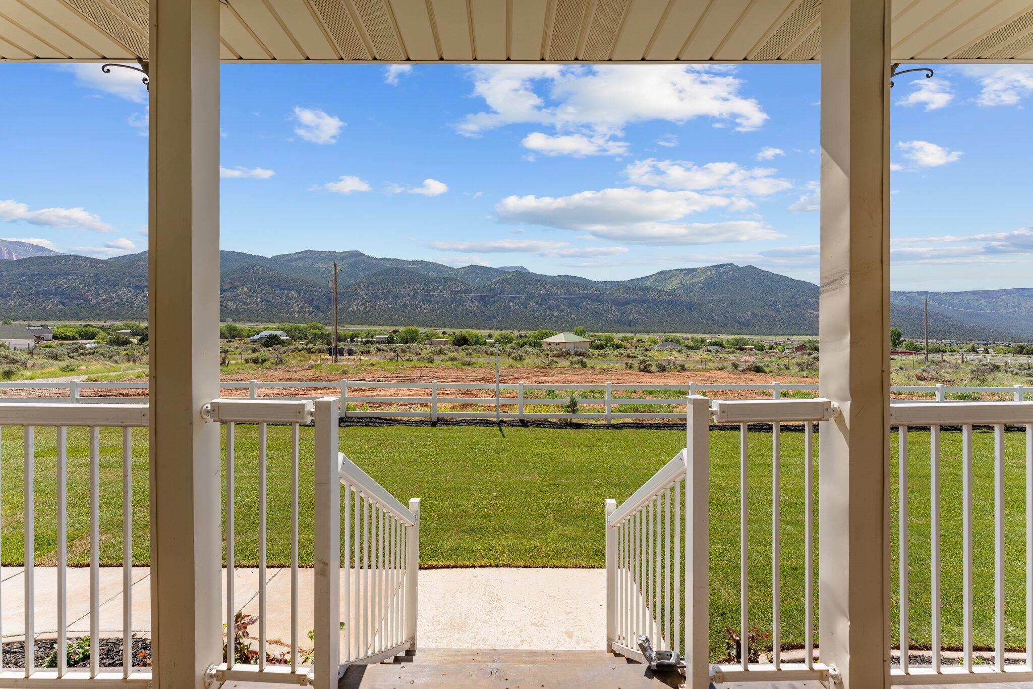 BLACKRIDGE RANCHES - Residential