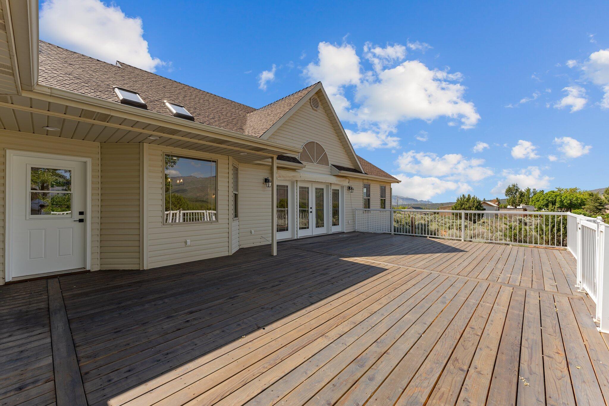 BLACKRIDGE RANCHES - Residential