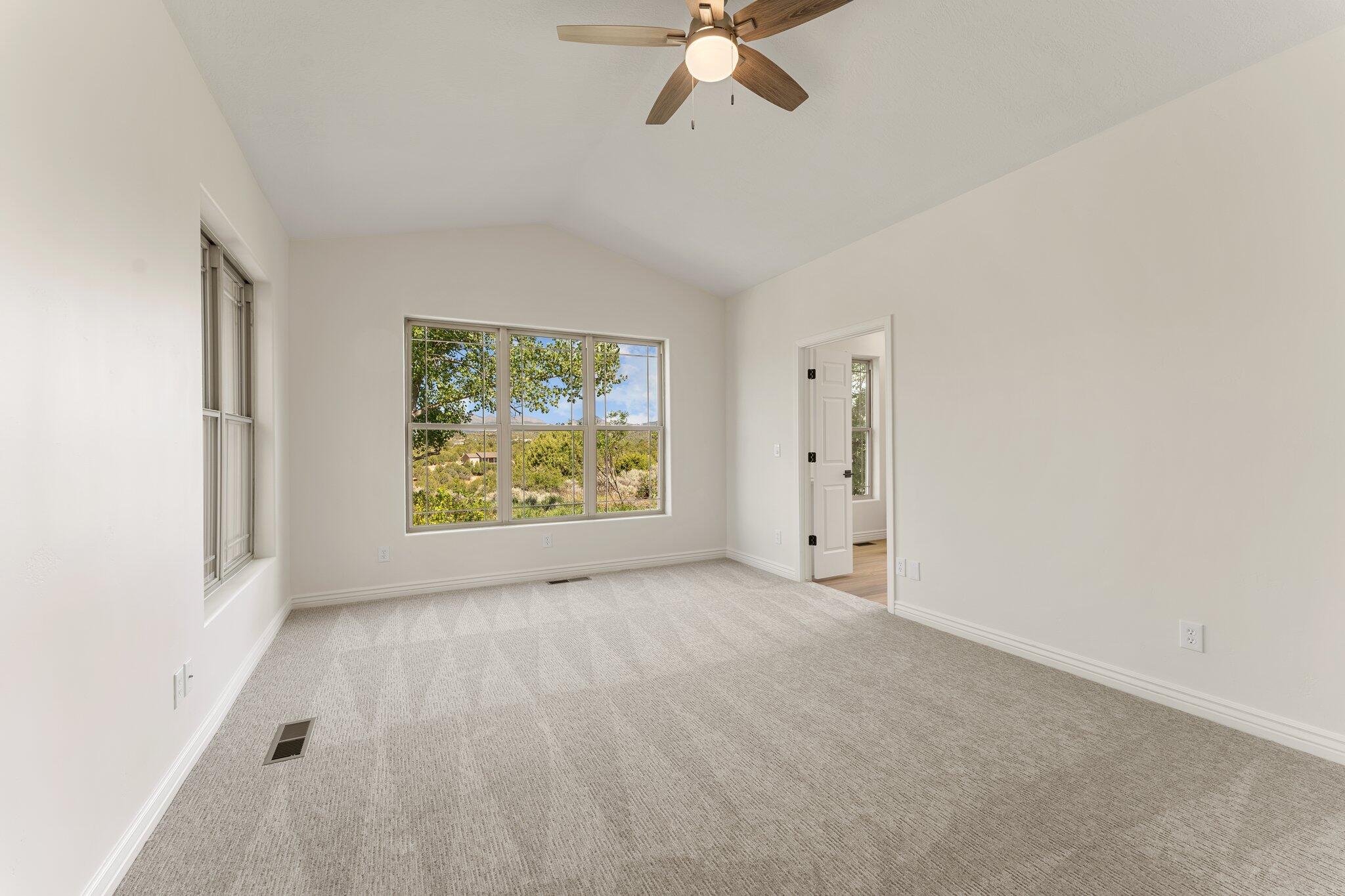 BLACKRIDGE RANCHES - Residential