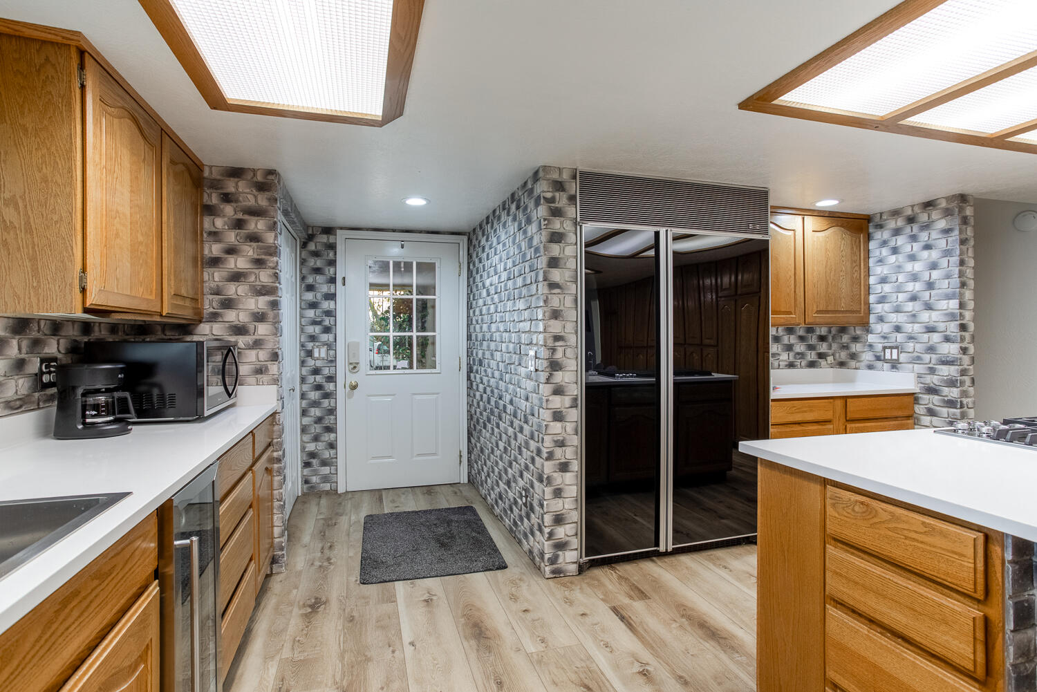 DIXIE MOBILE ESTATES - Residential